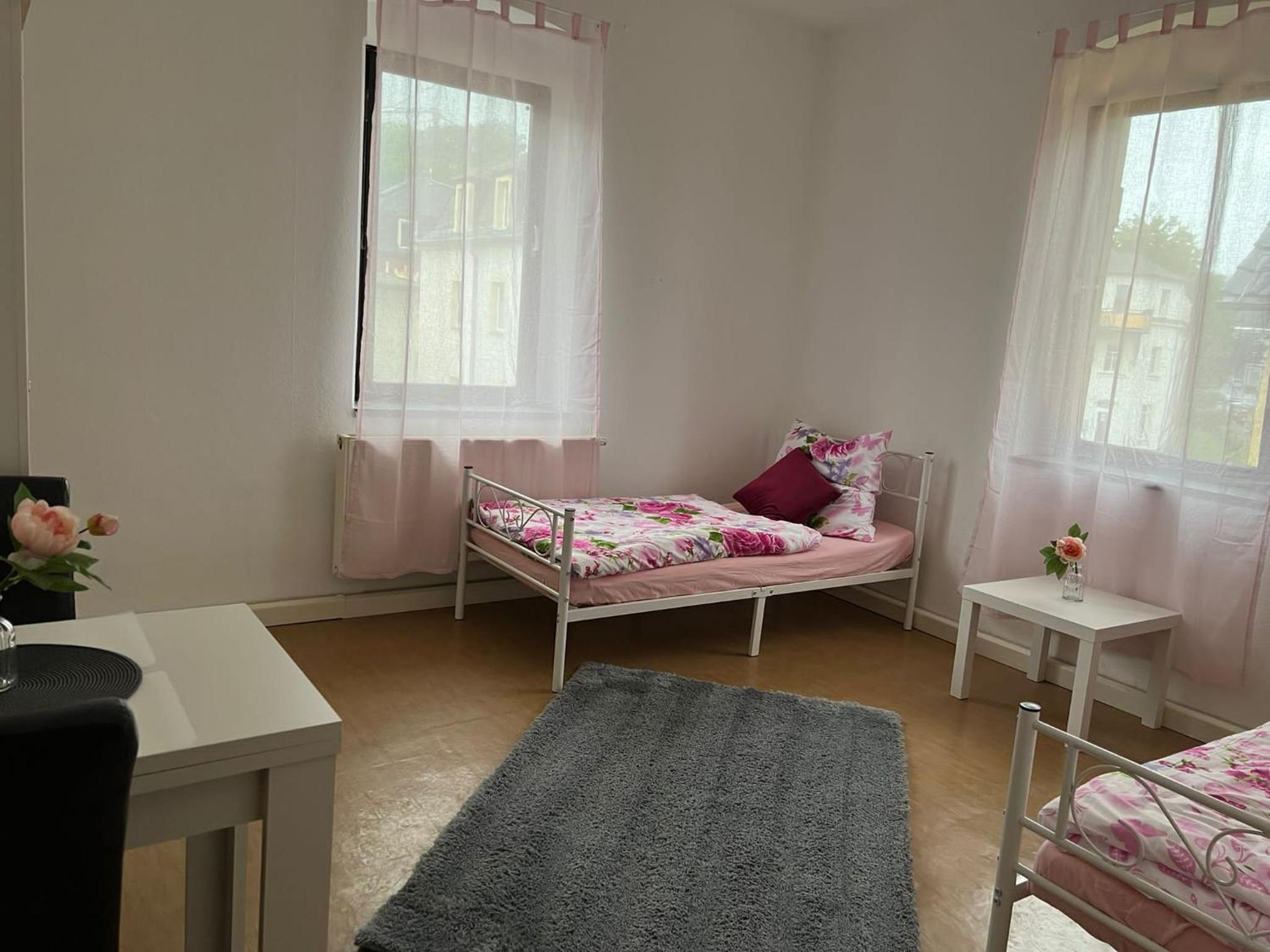 Three-Bedroom Apartment photo 2