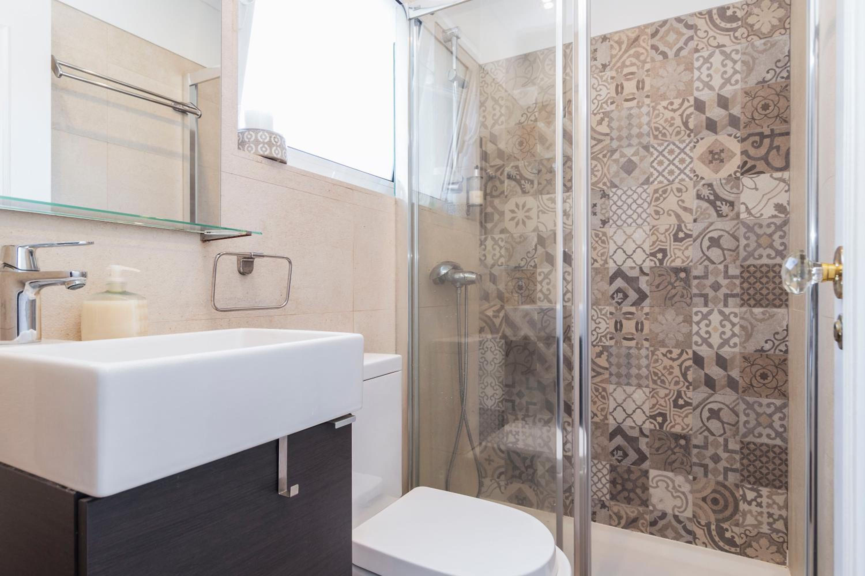 Double Room with Private Bathroom photo 2