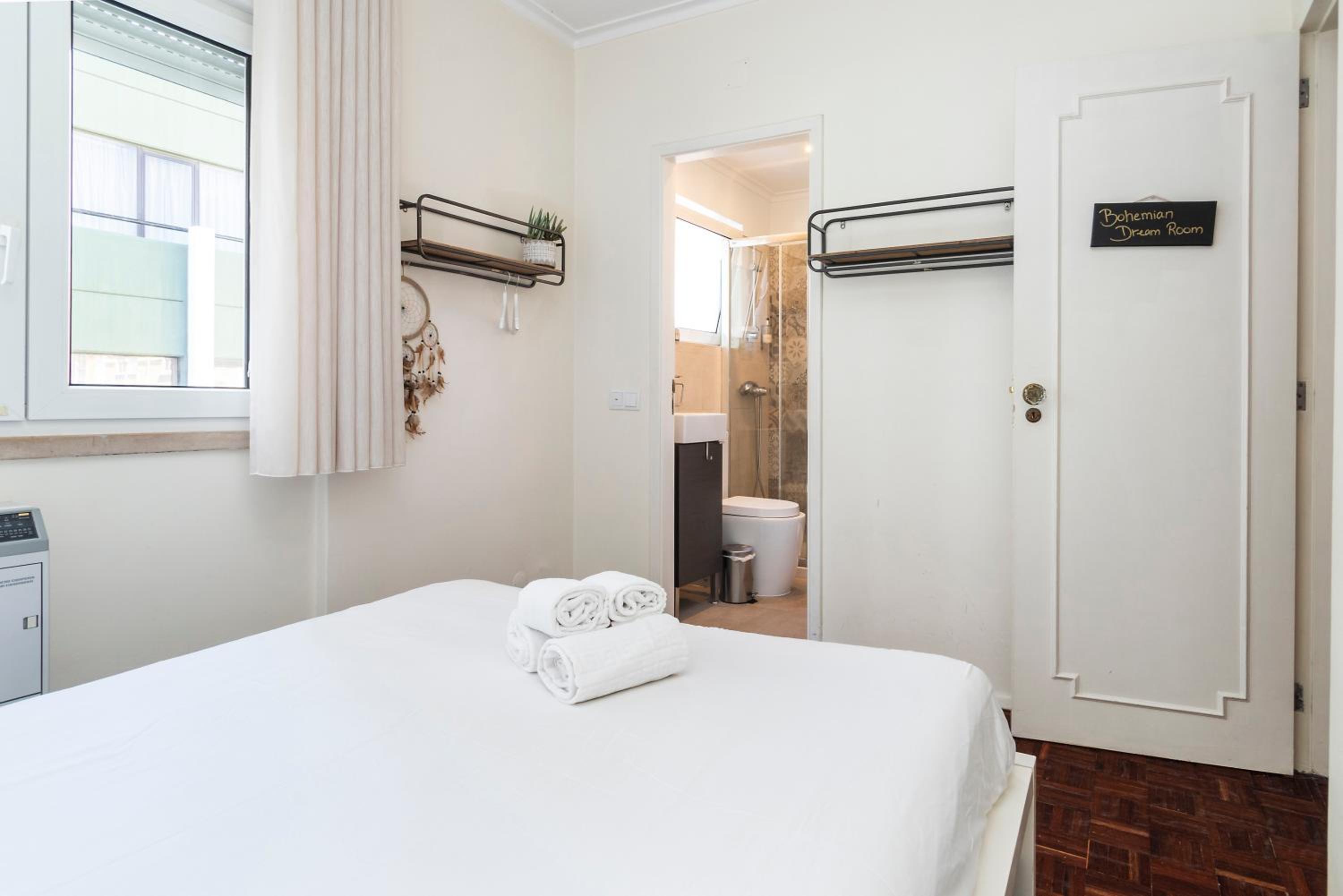 Double Room with Private Bathroom photo 3