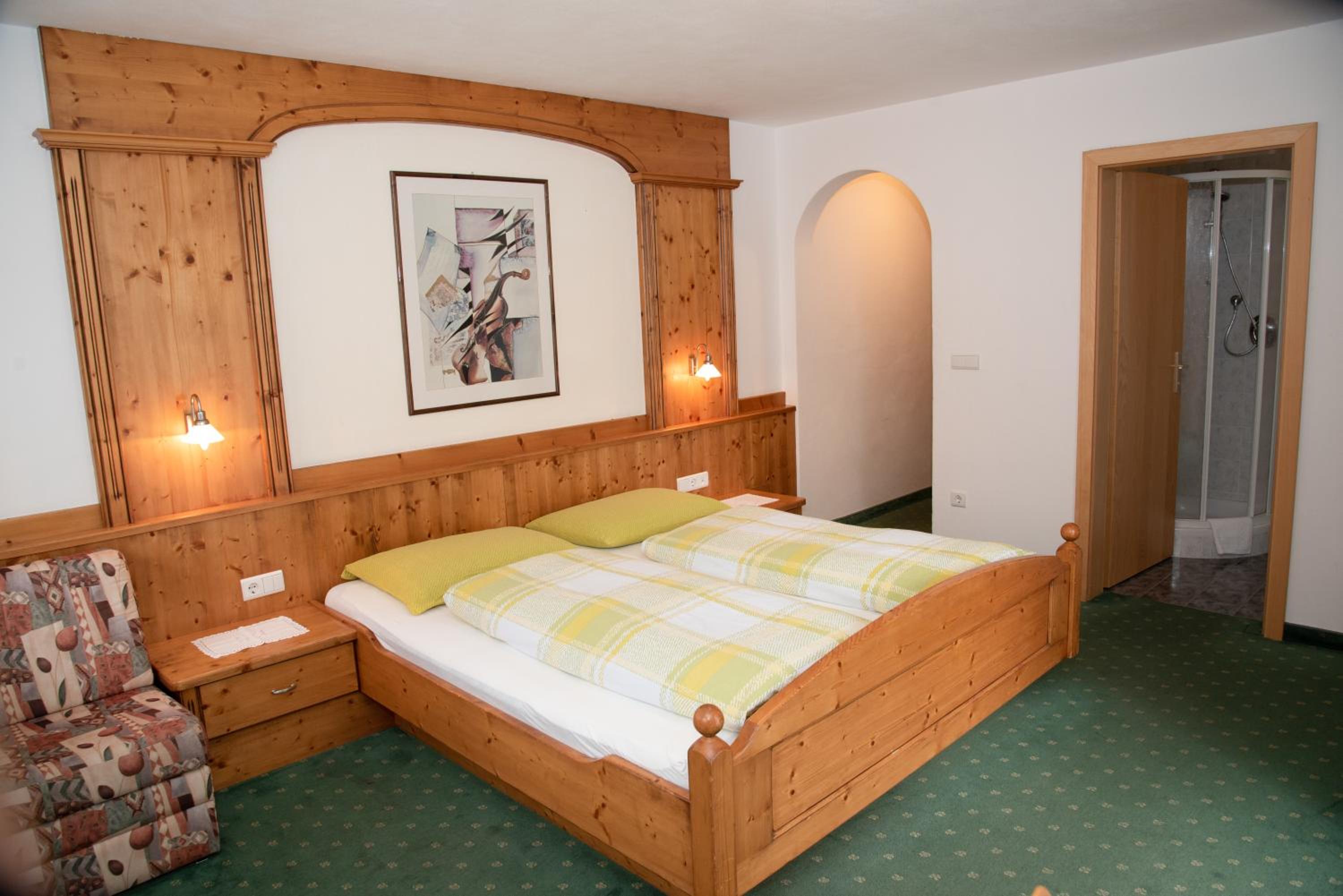 Deluxe Double or Twin Room with Mountain View - Photo 2