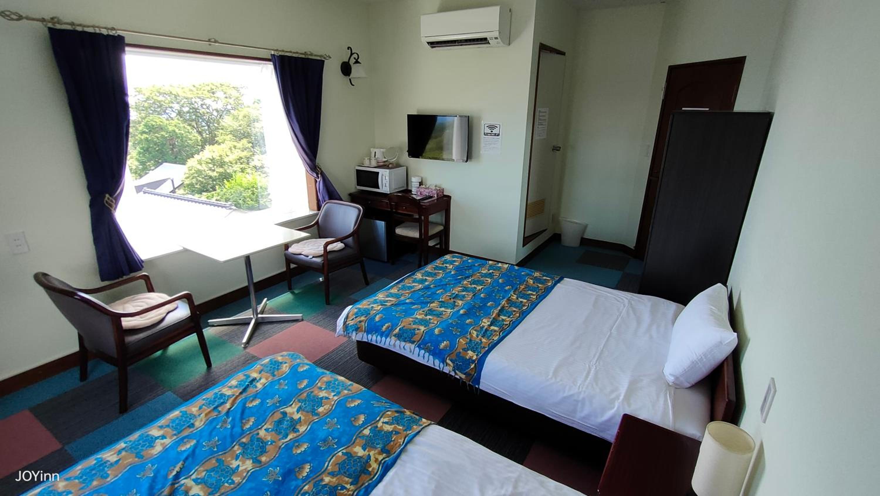 Twin Room with Sea View photo 3