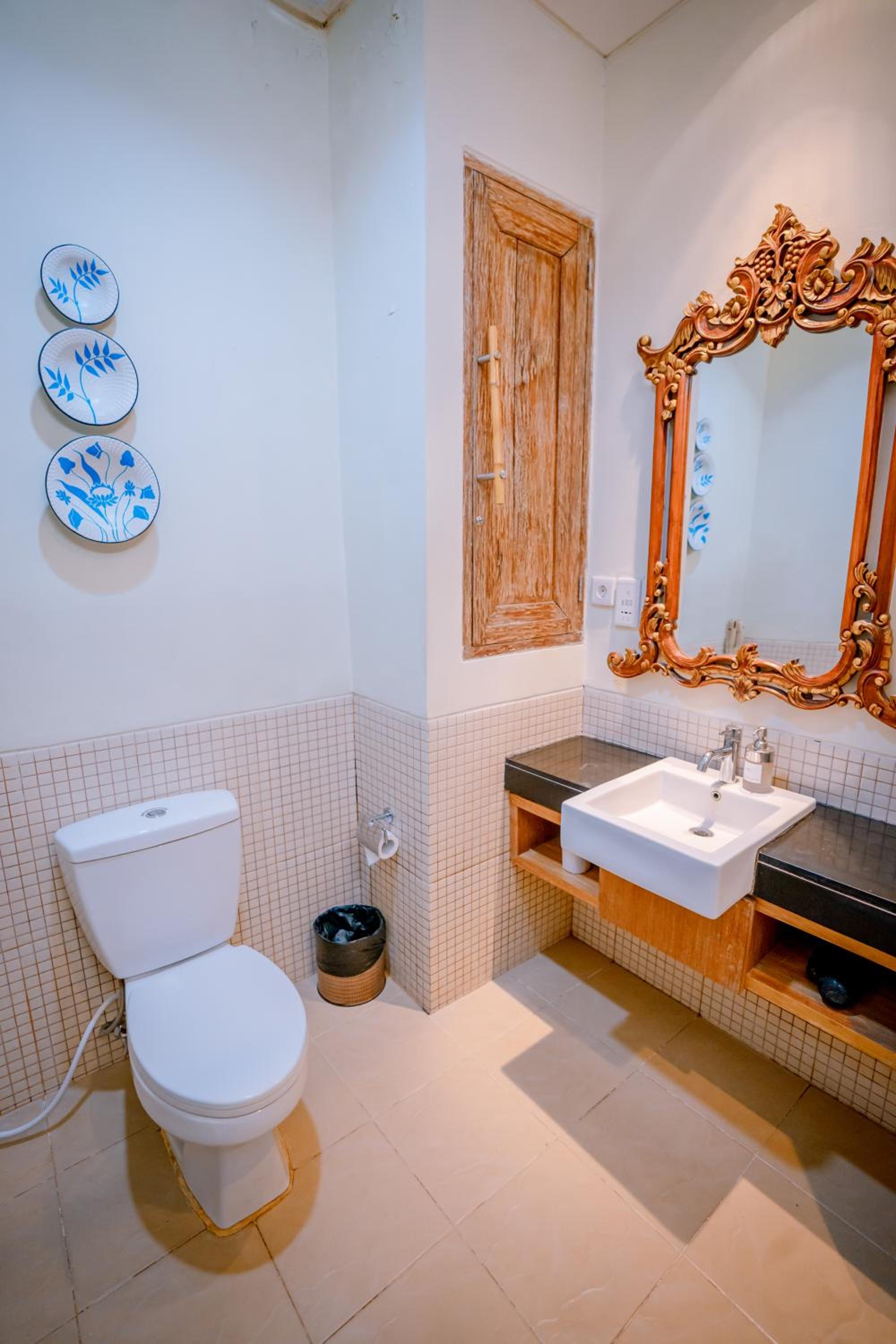 Deluxe Double or Twin Room - Photo 8