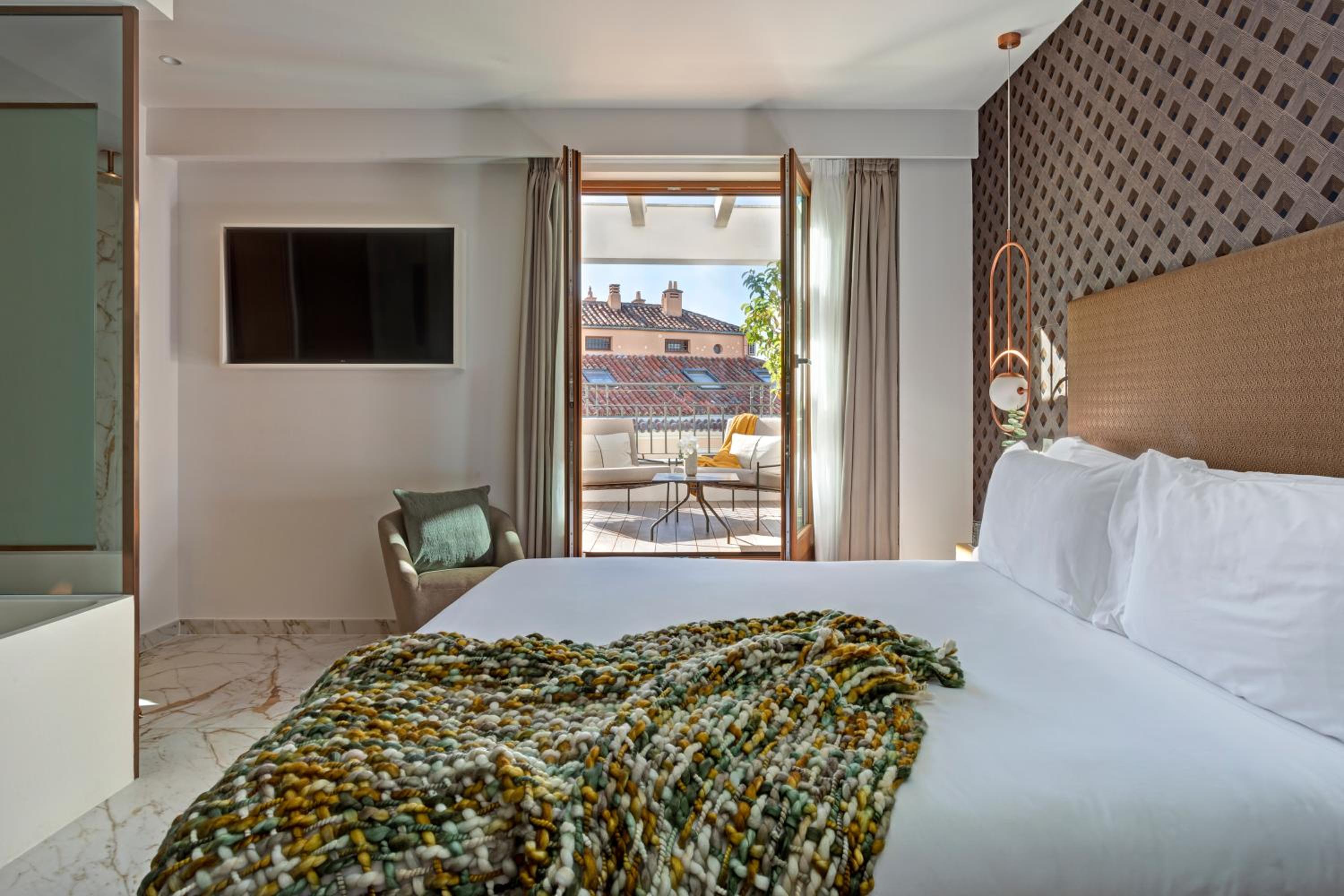Premium Guest Room with Terrace