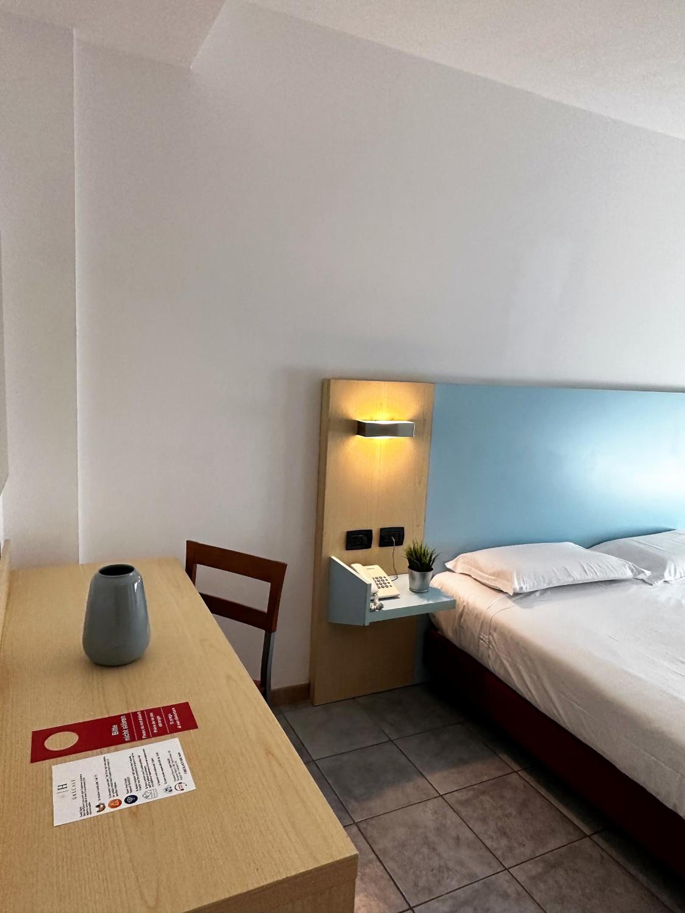 Double or Twin Room photo 2