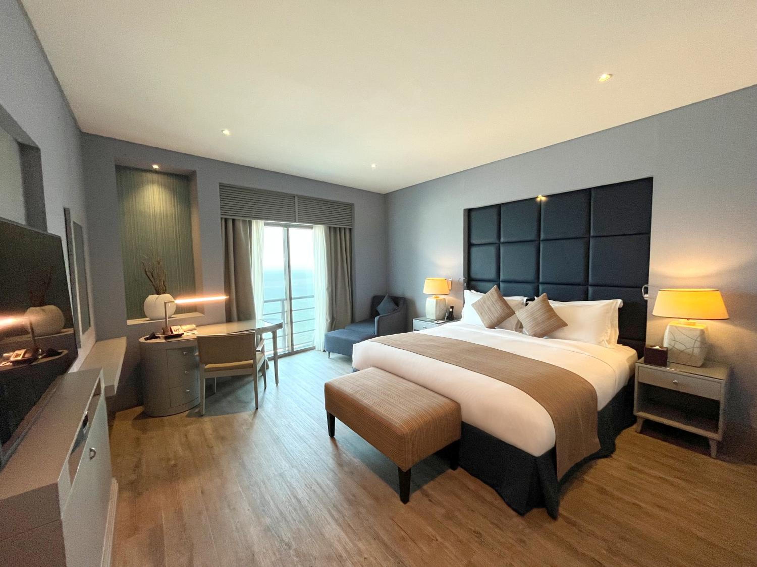 Prestige King Suite with Sea view - Photo 4