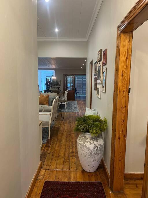 Three-Bedroom Apartment photo 1