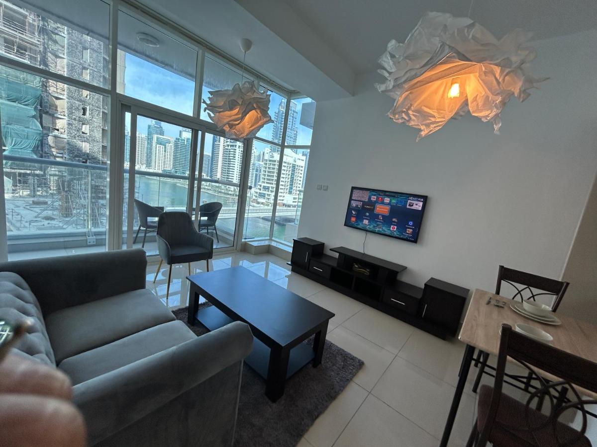 Apartment with Lake View photo 1