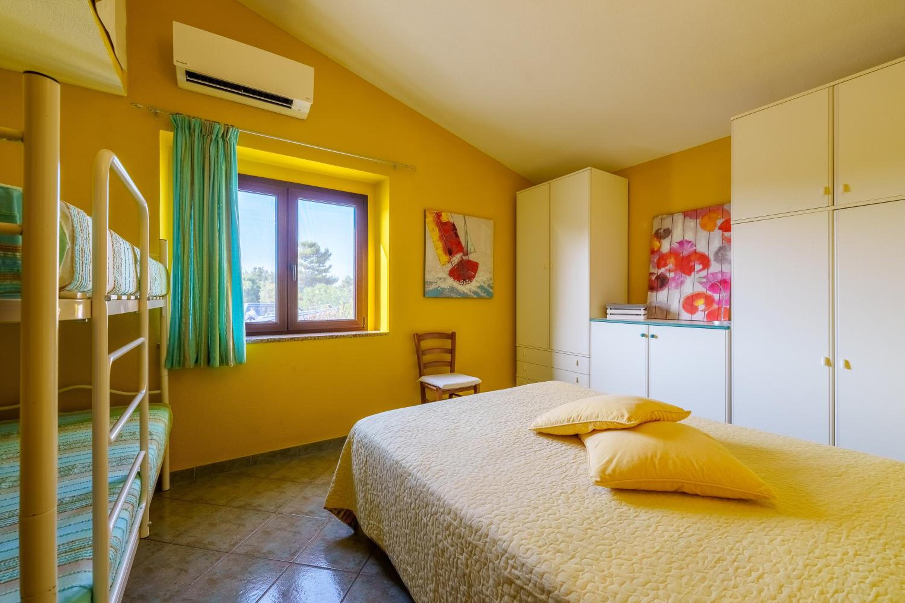 One-Bedroom House photo 2