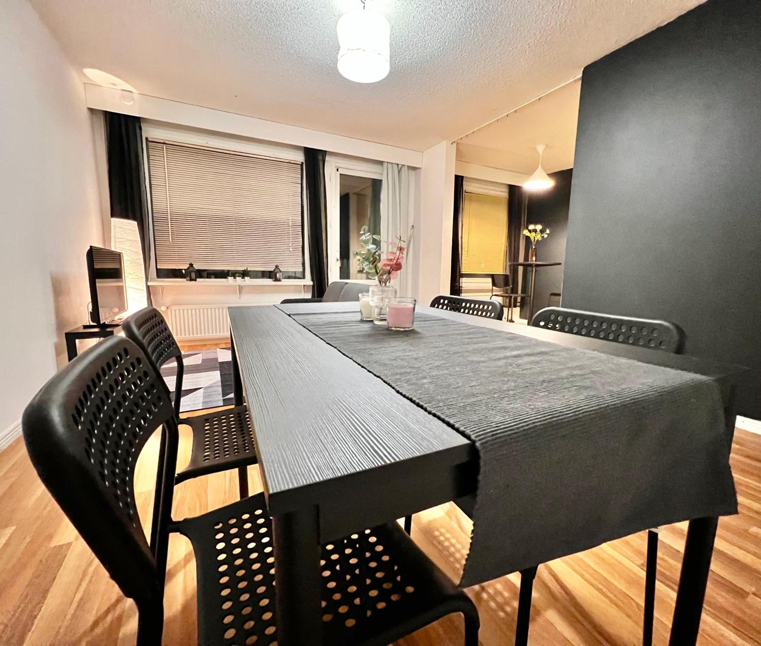 One-Bedroom Apartment photo 3
