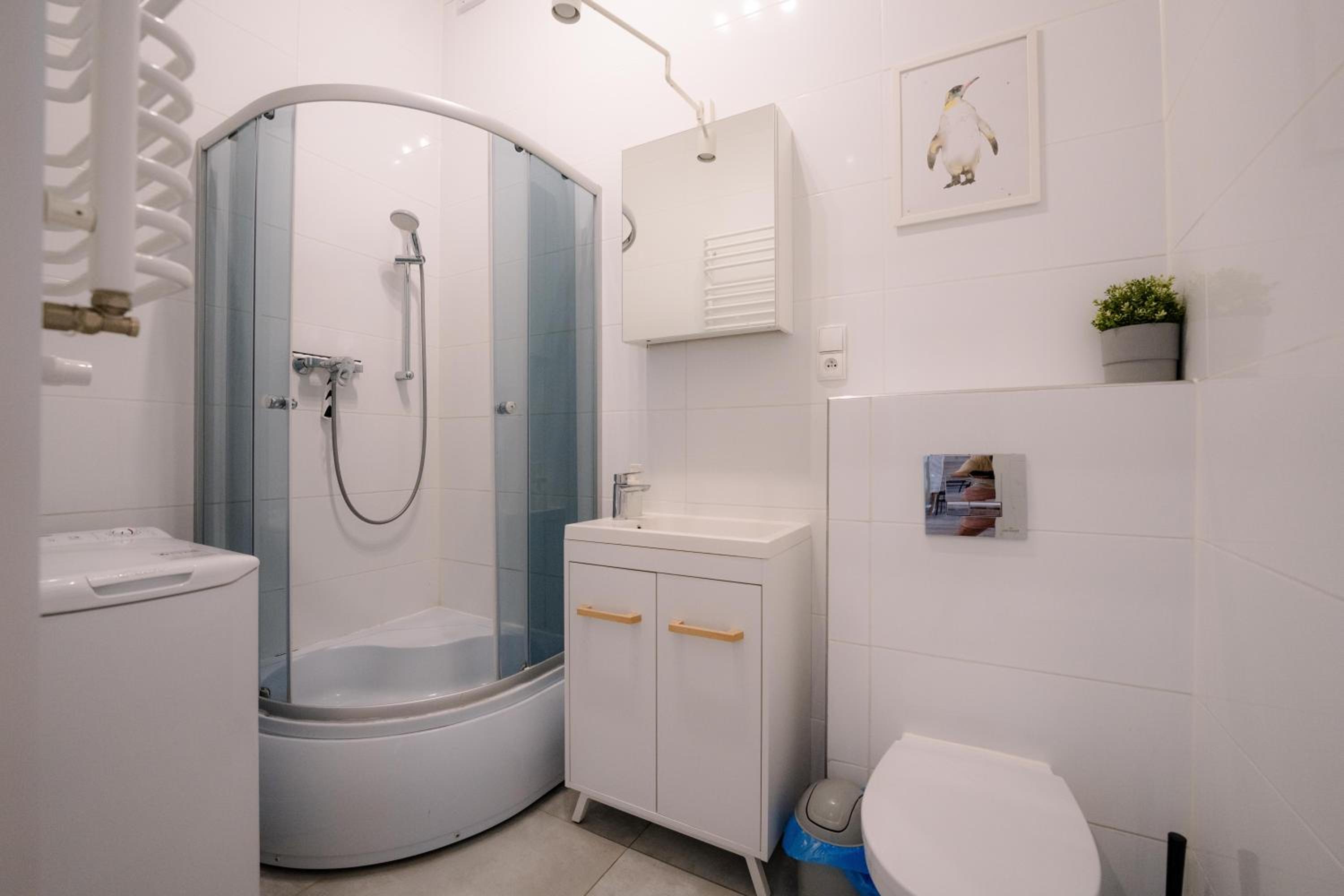 One-Bedroom Apartment - Photo 42