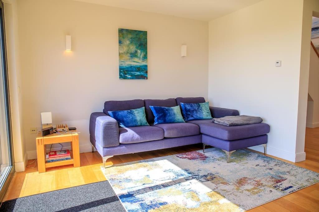 Four-Bedroom House photo 1