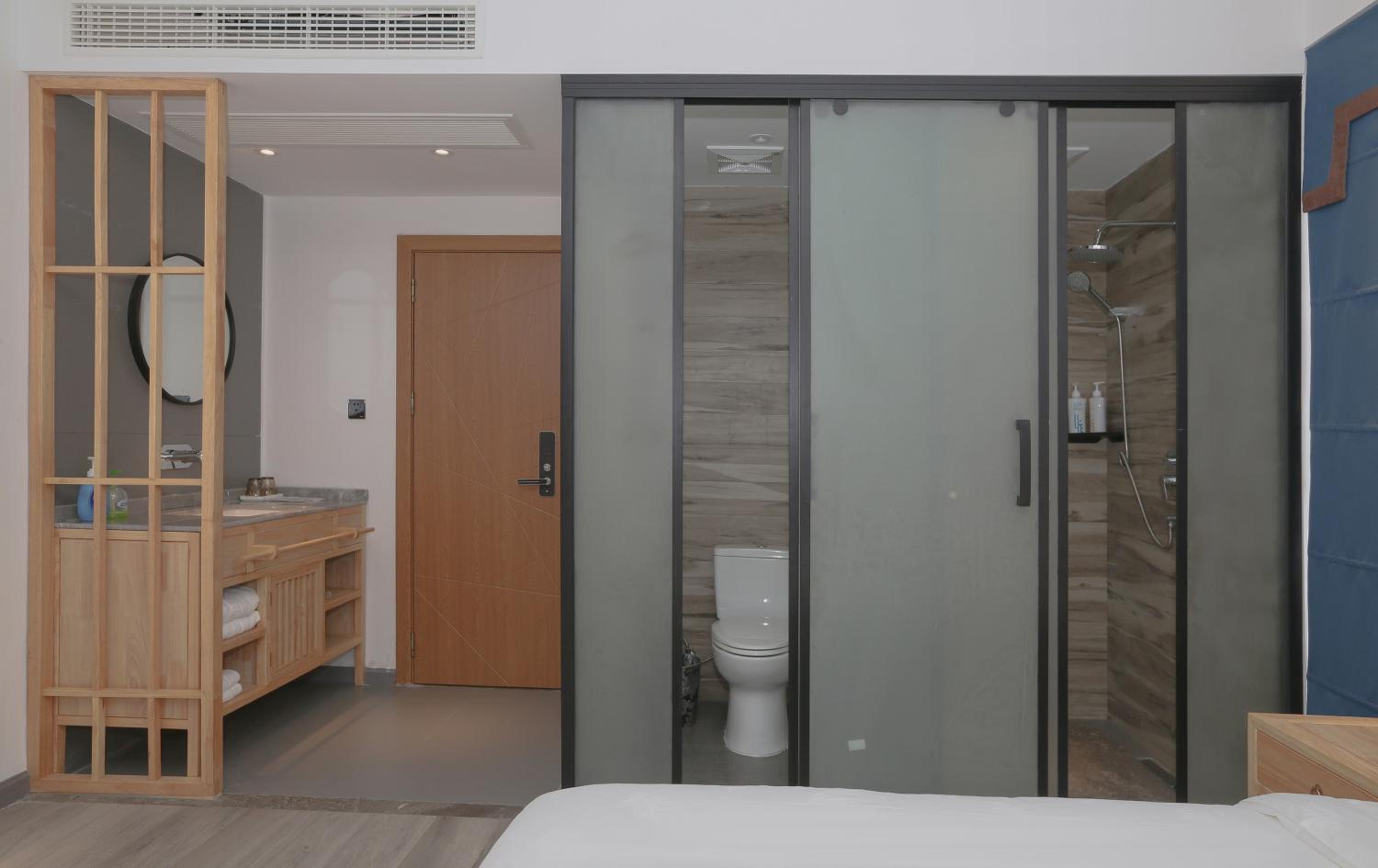Two-Bedroom Suite photo 3