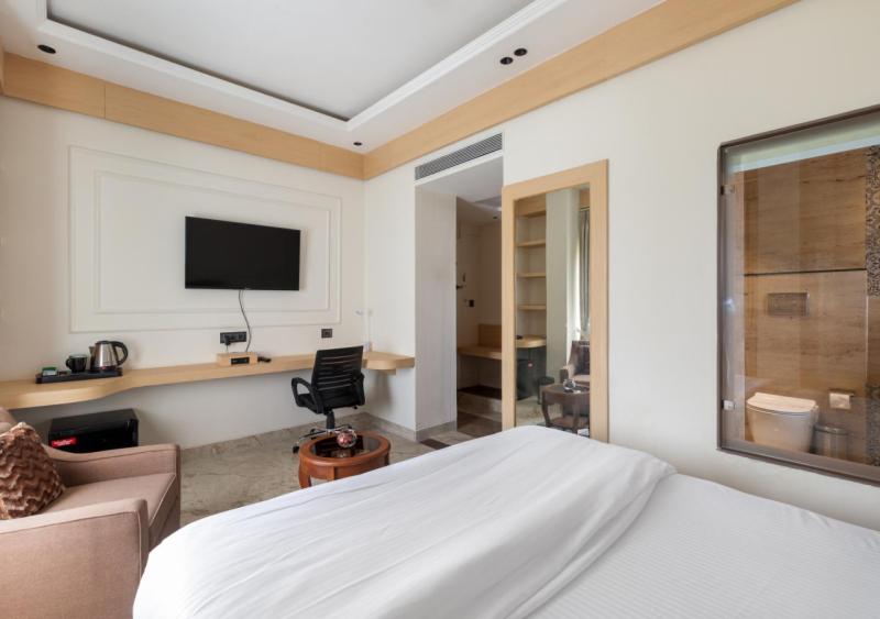 Deluxe Double Room with Shower