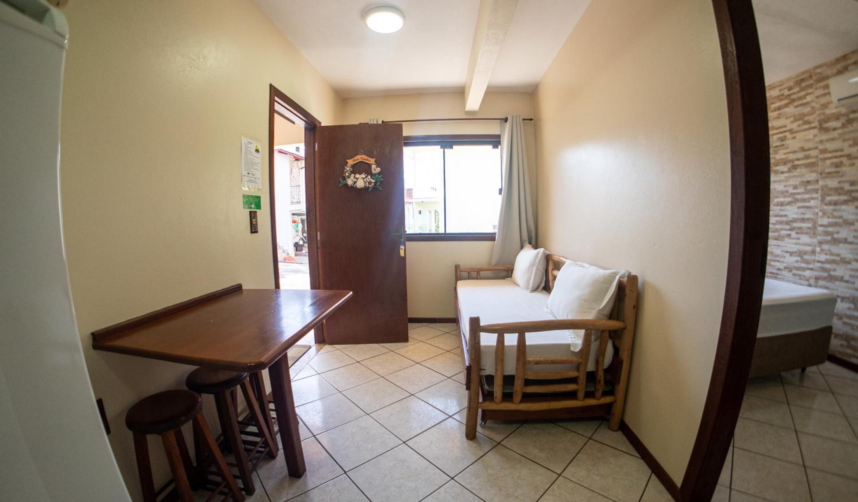 One-Bedroom House photo 1