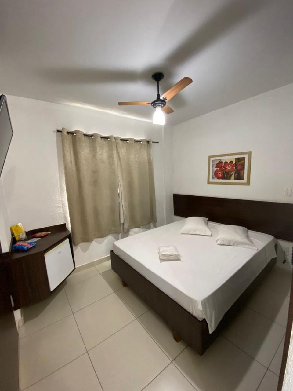 Double or Twin Room photo 3