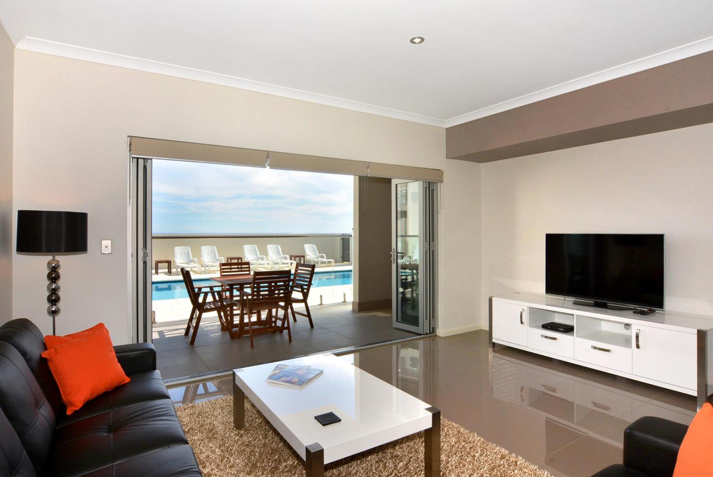 One-Bedroom Apartment - Ground Floor/ Pool View