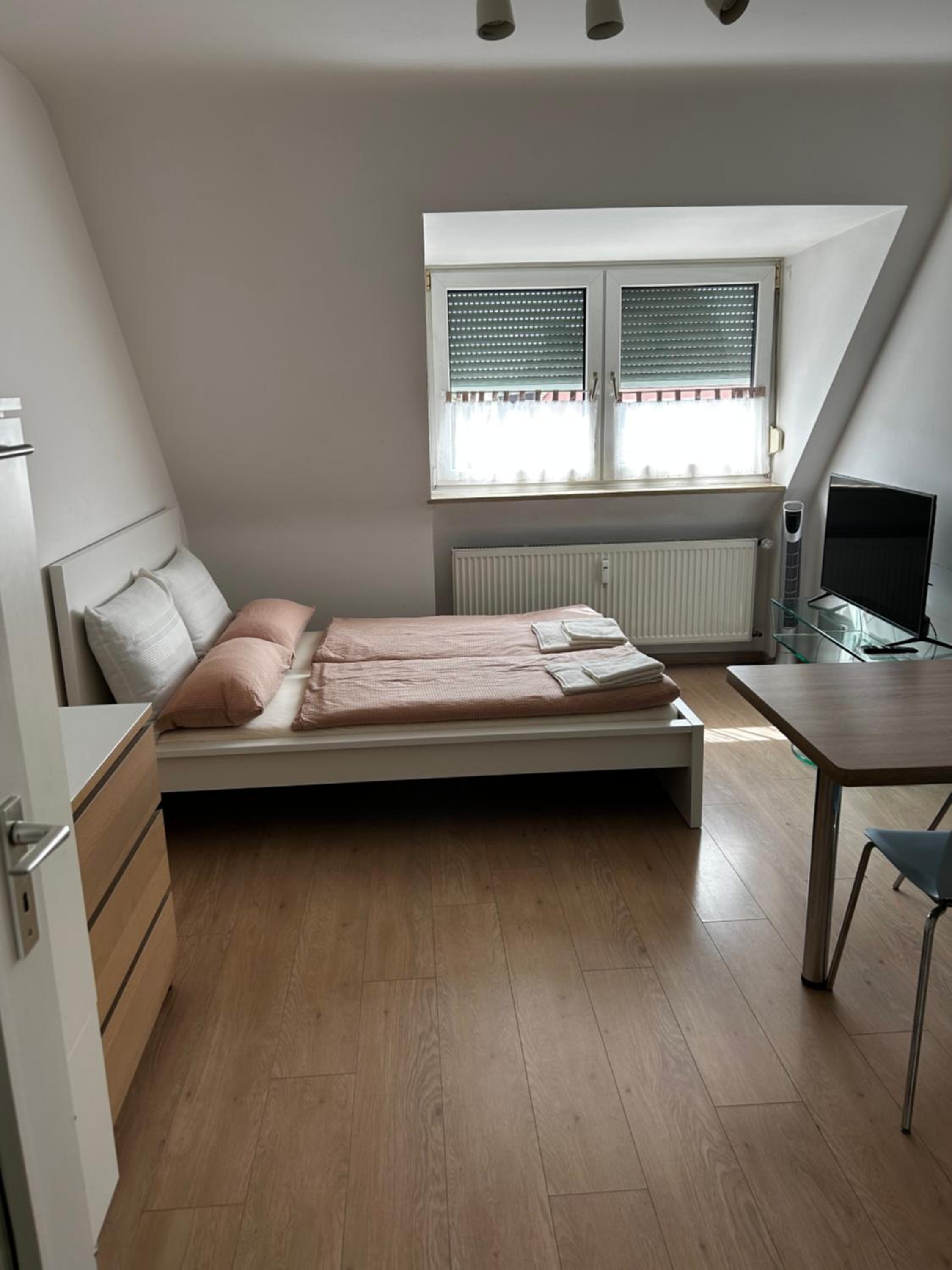 Studio Apartment photo 1