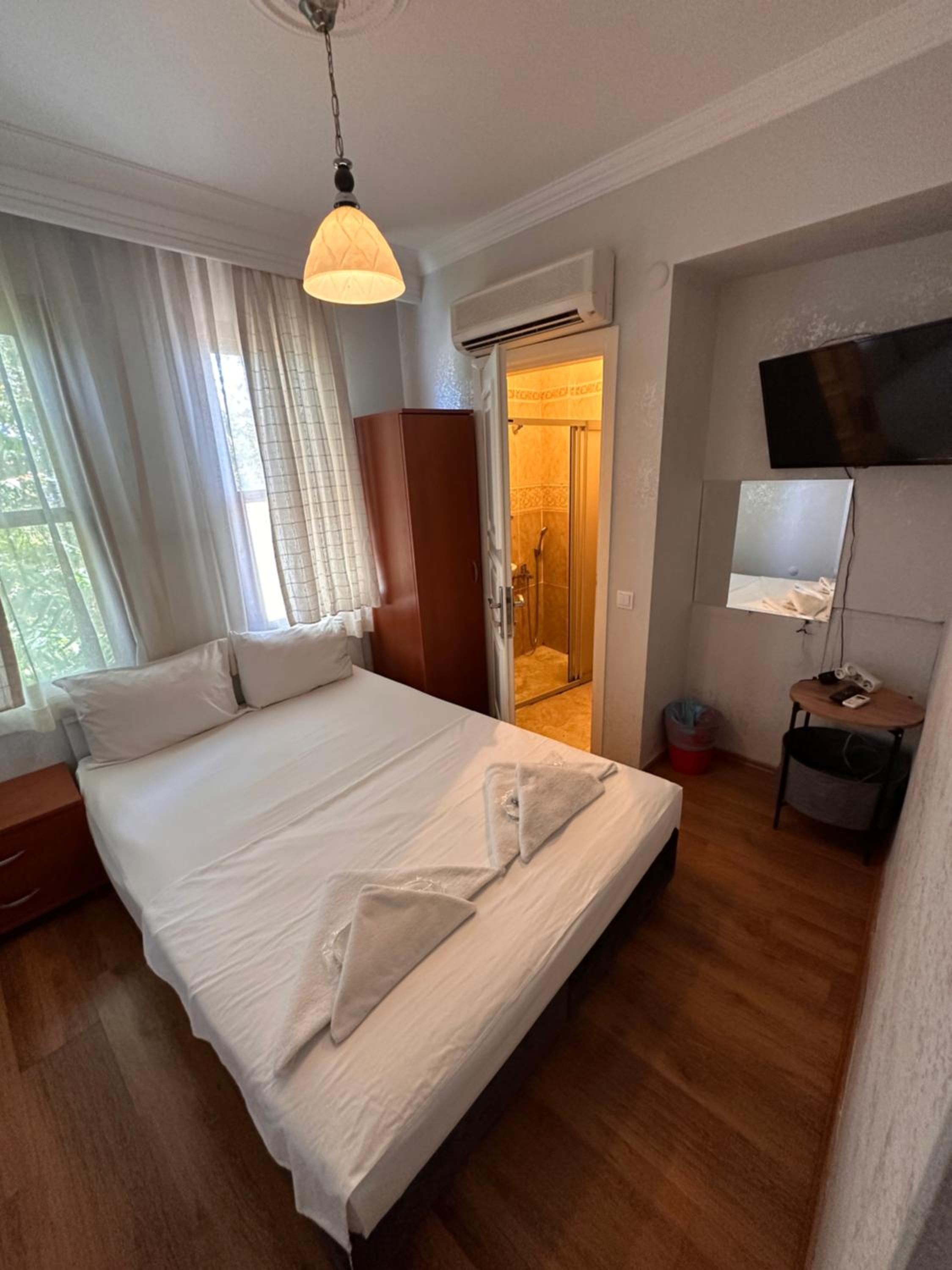 Standard Double Room photo 2