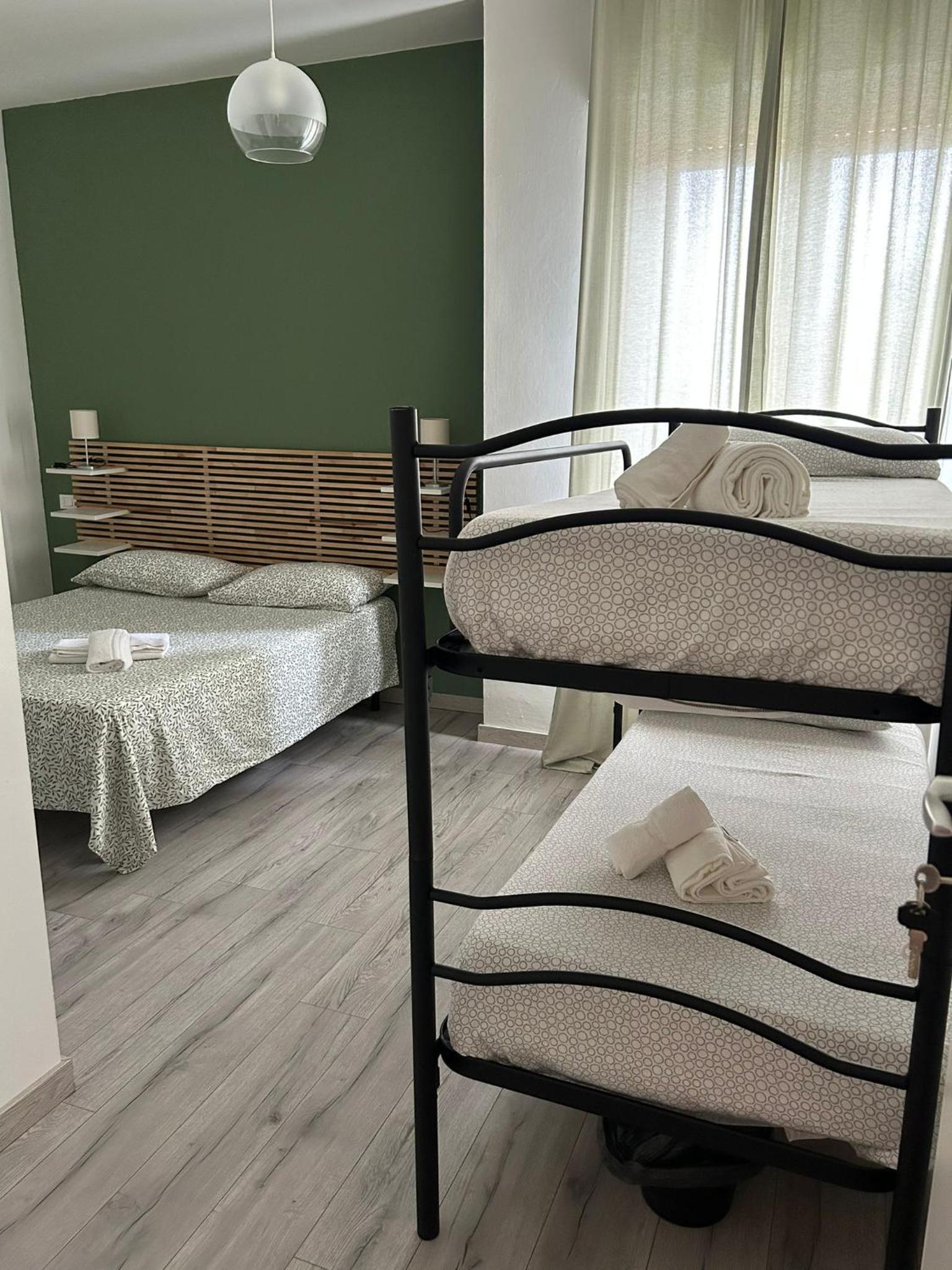 Quadruple Room with Private Bathroom