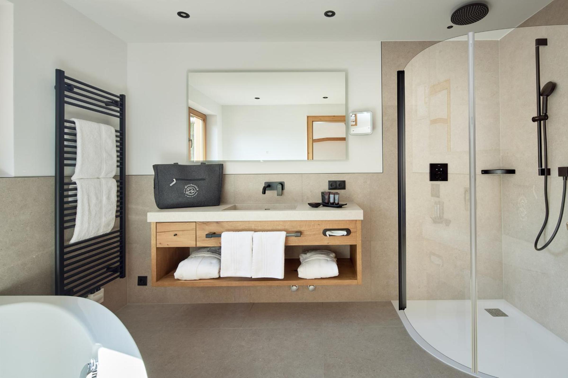 Standard Double Room - Photo 6