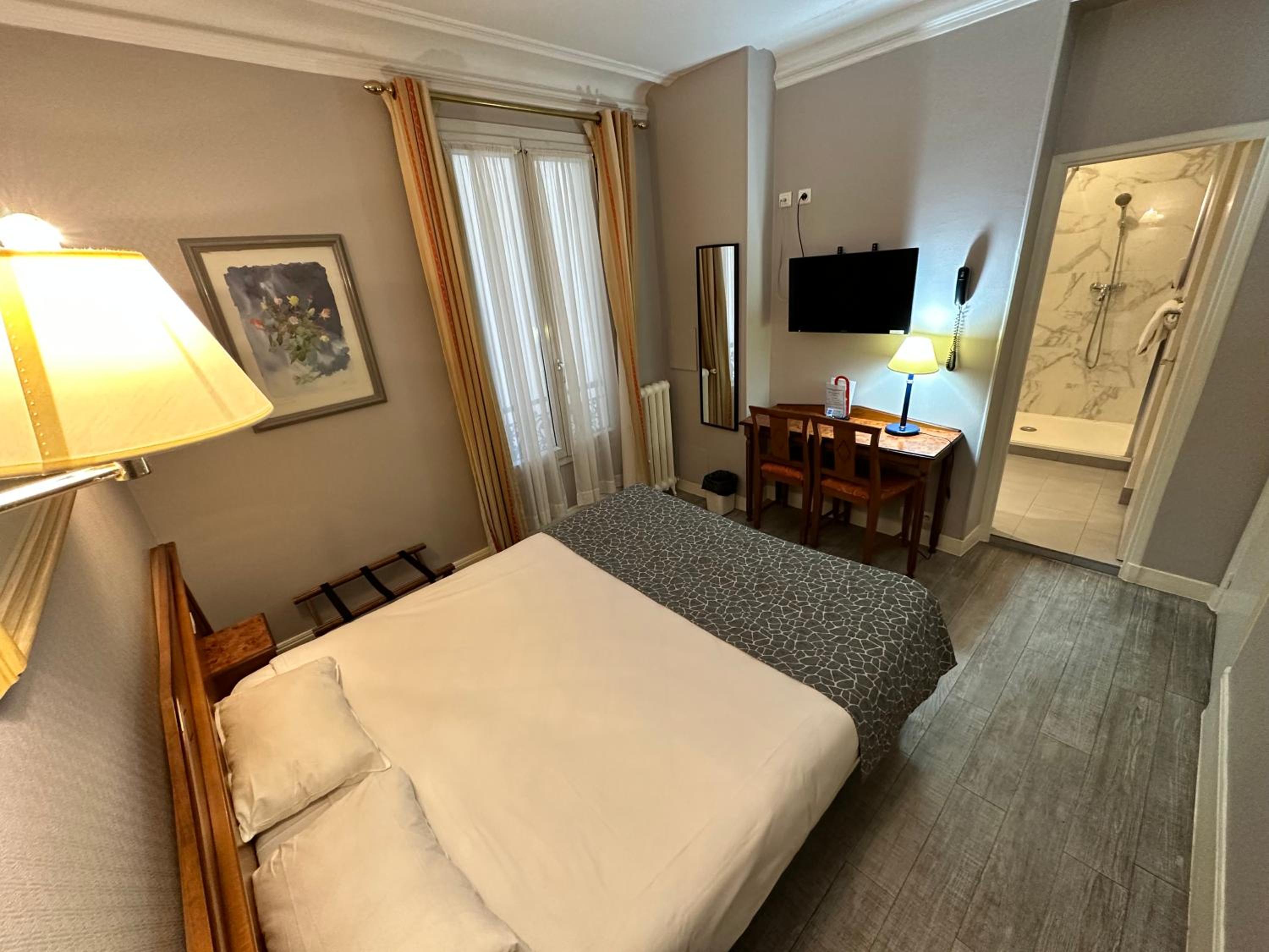 Double Room photo 3