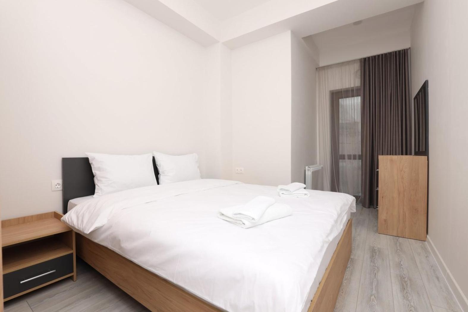One-Bedroom Apartment with Terrace