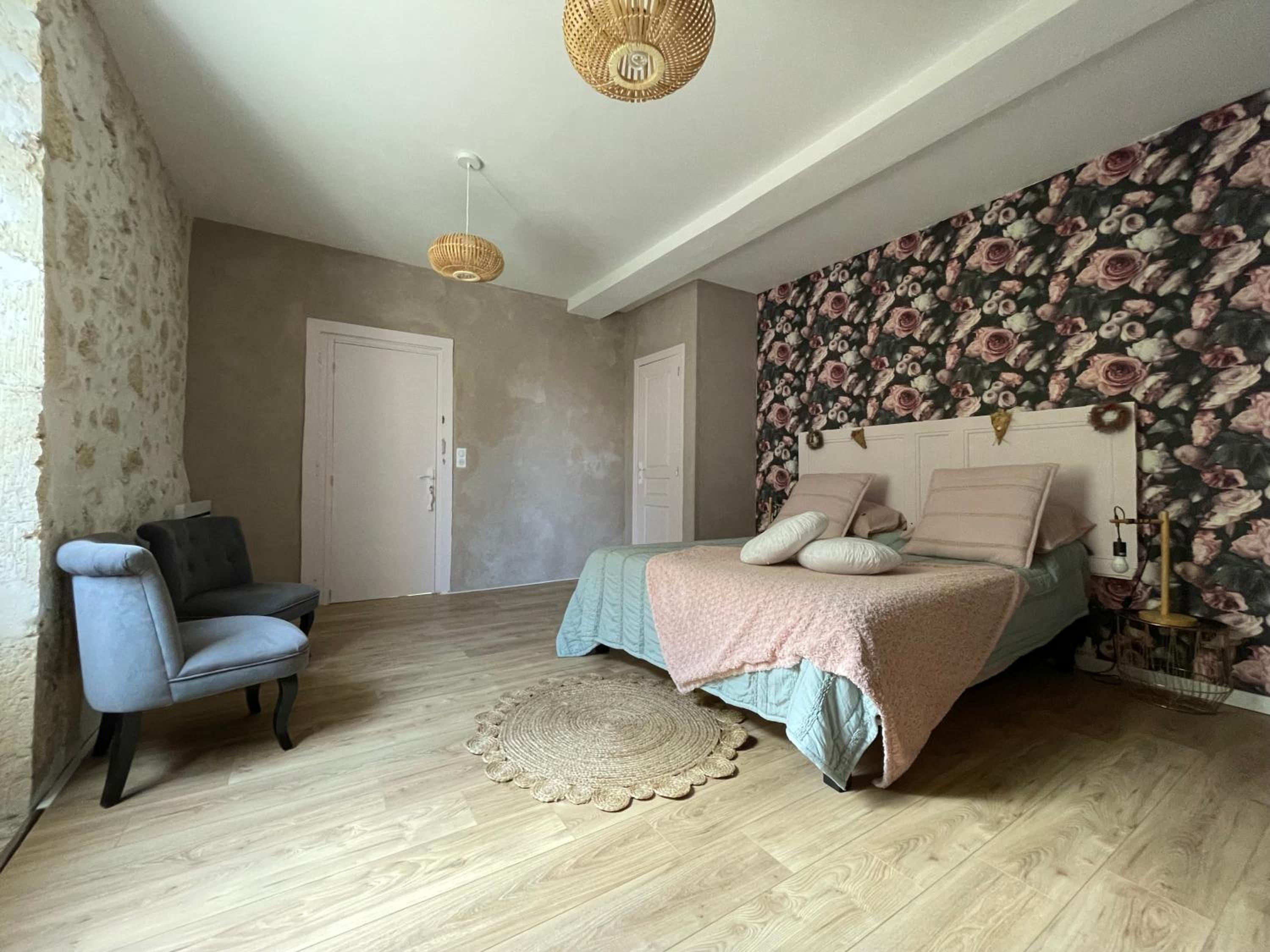 Double Room with Private Bathroom photo 1