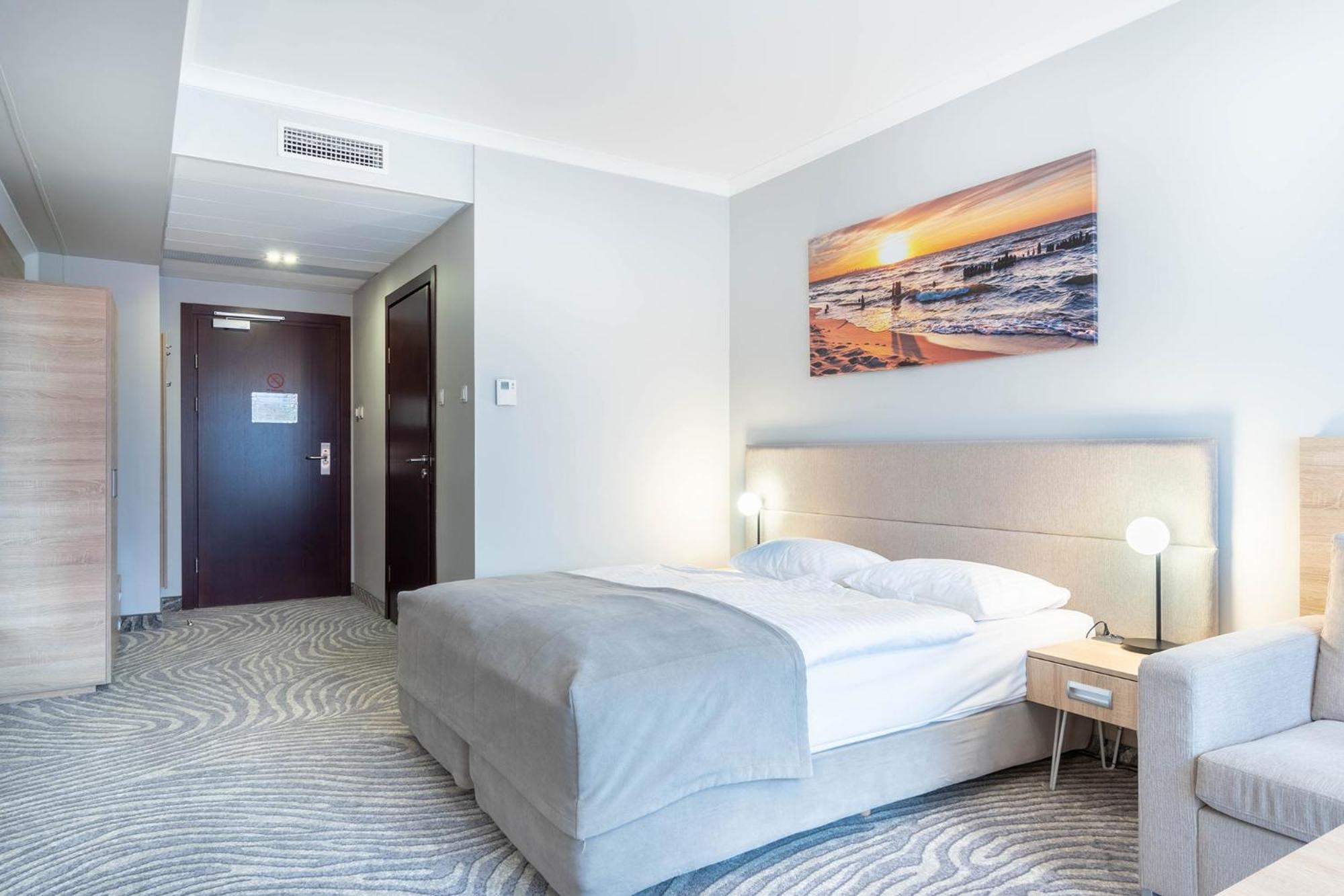 Double or Twin Room with Spa Package photo 3