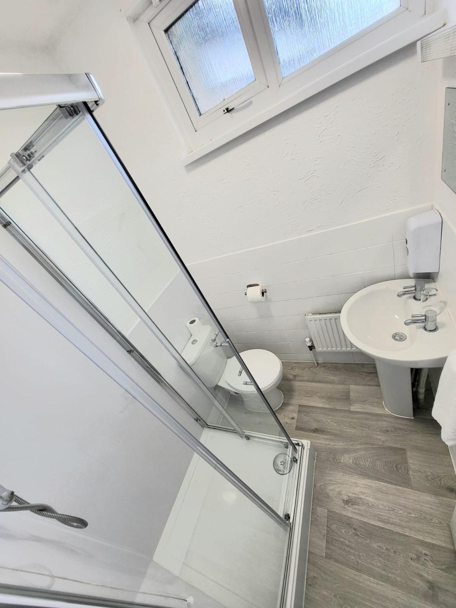Budget Single Room photo 2
