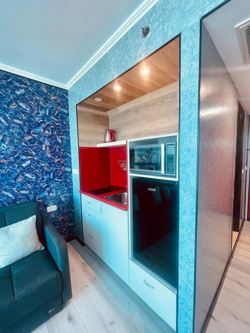 King Studio with Sofa Bed photo 2