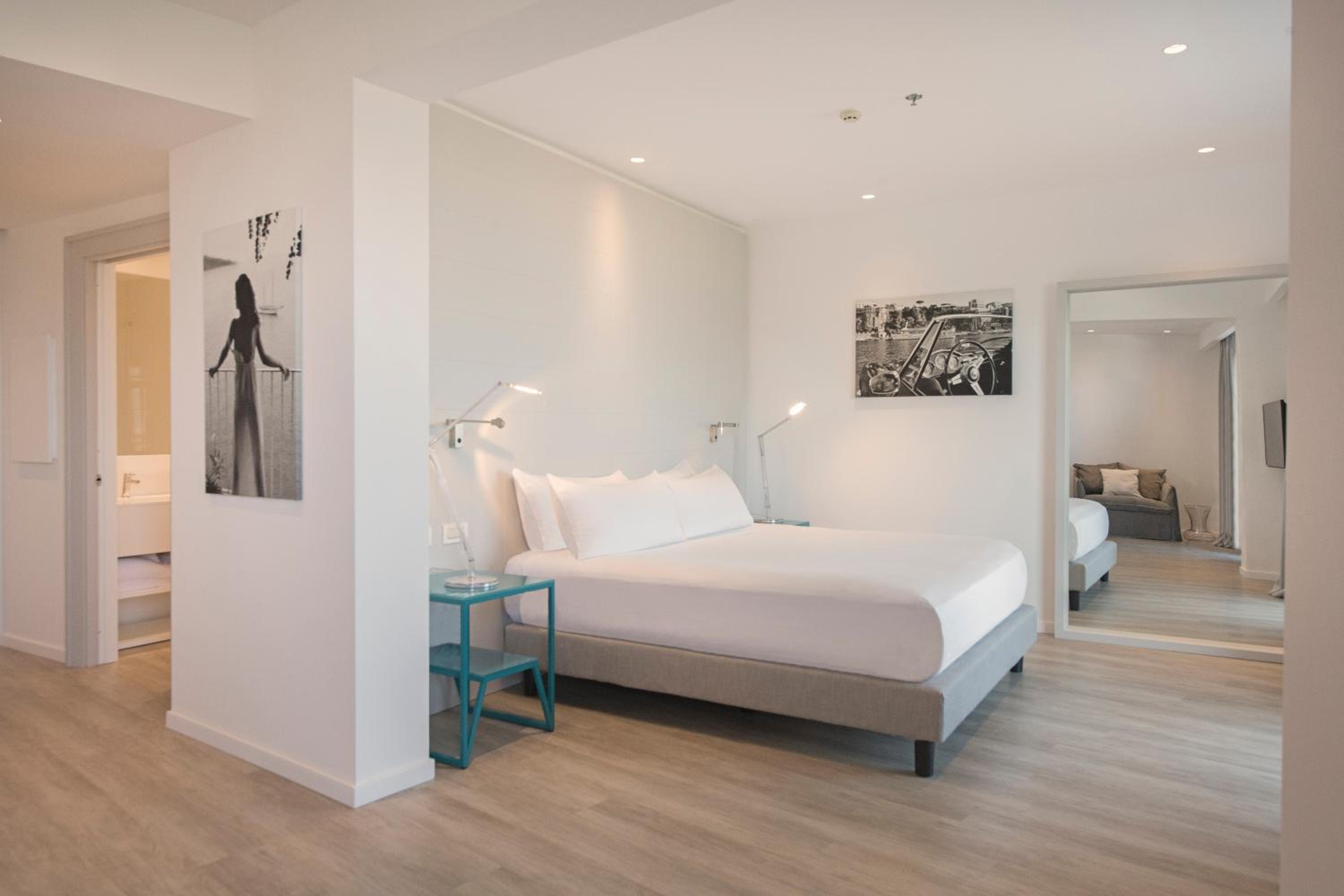 Junior Suite with Sea View - Photo 7