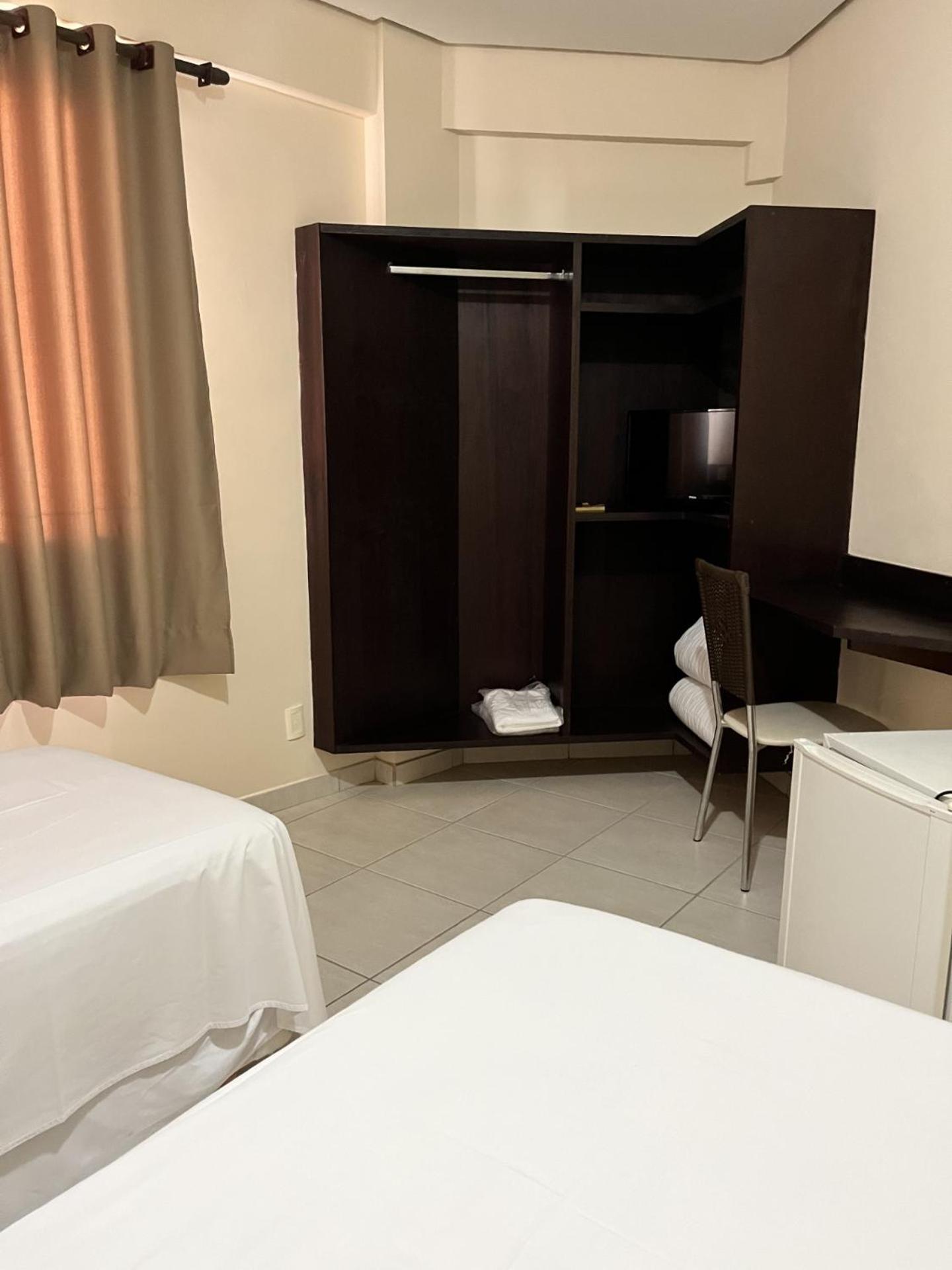 Deluxe Double or Twin Room - Photo 6