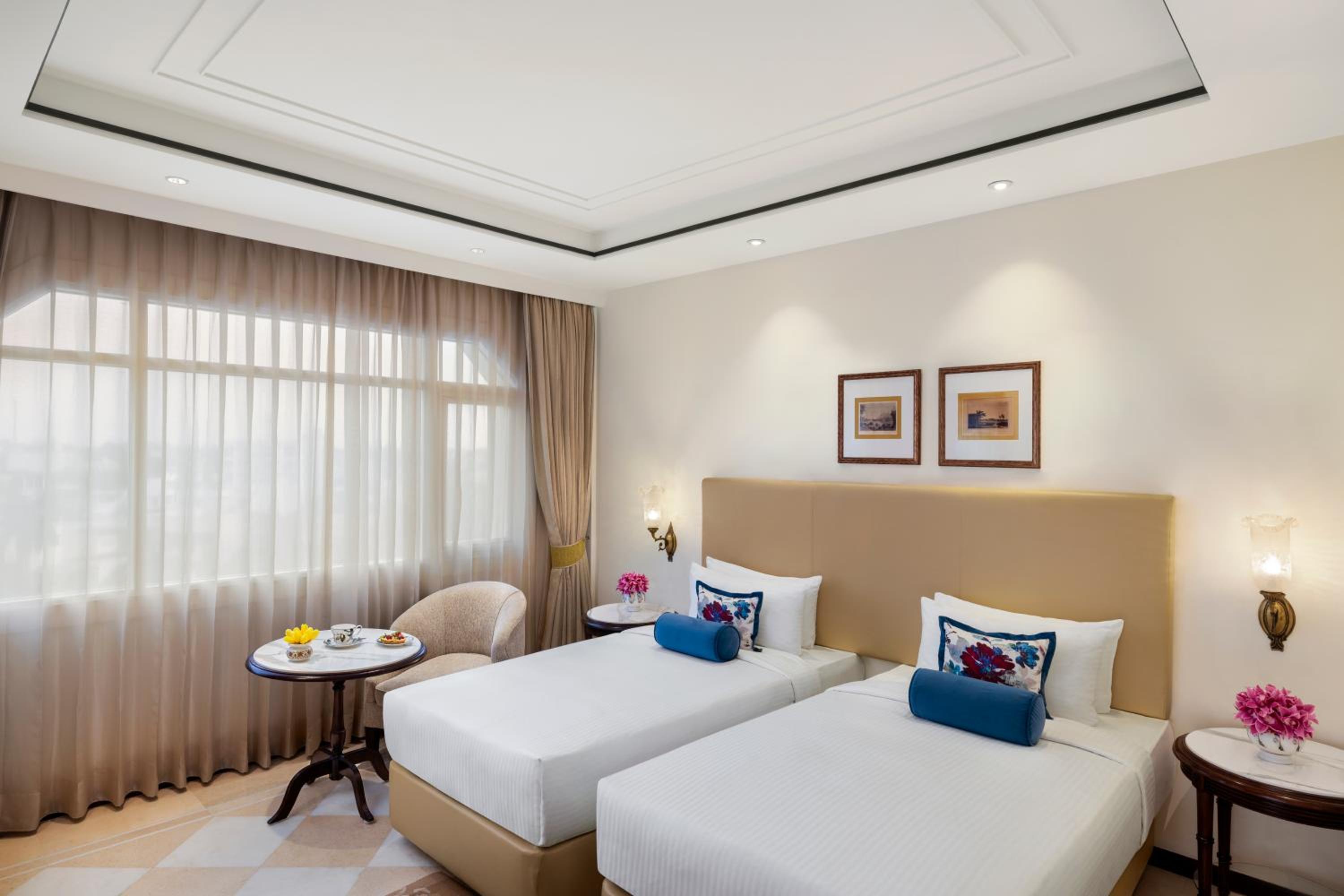 Deluxe Room Twin Bed - Photo 1