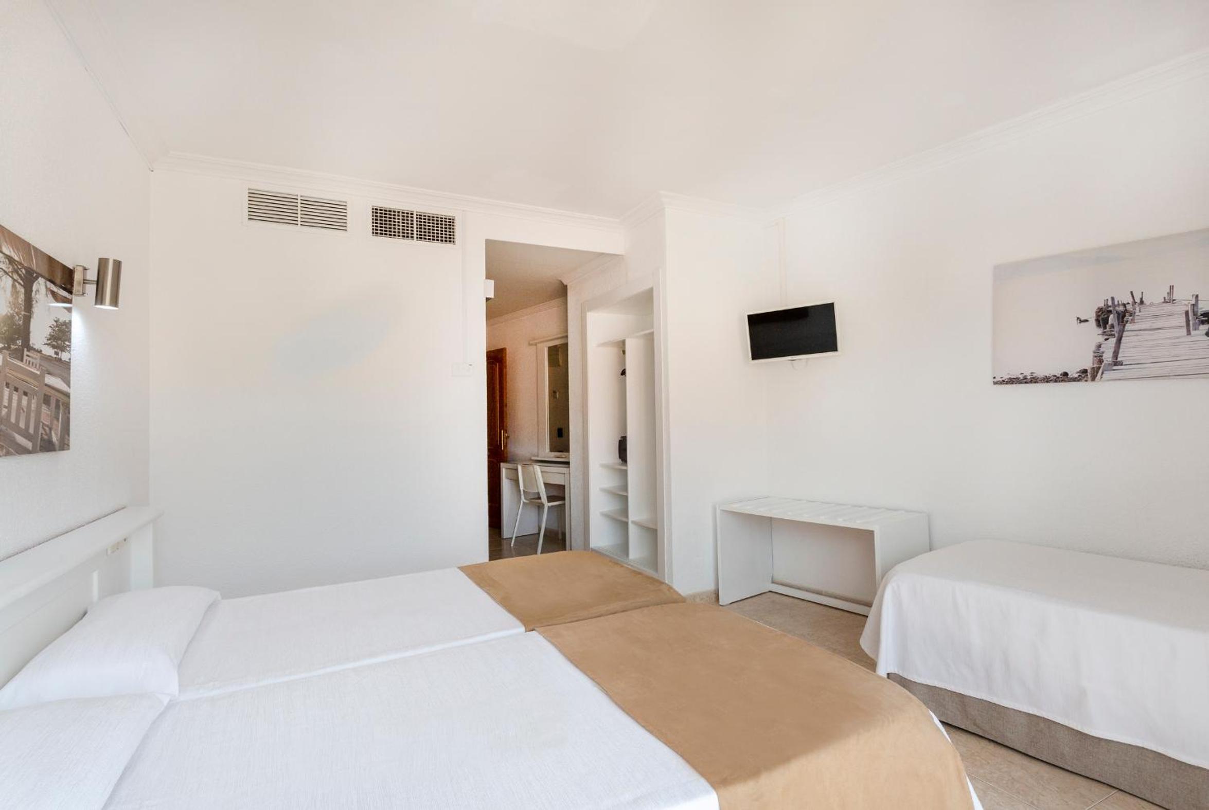 Triple Room photo 2