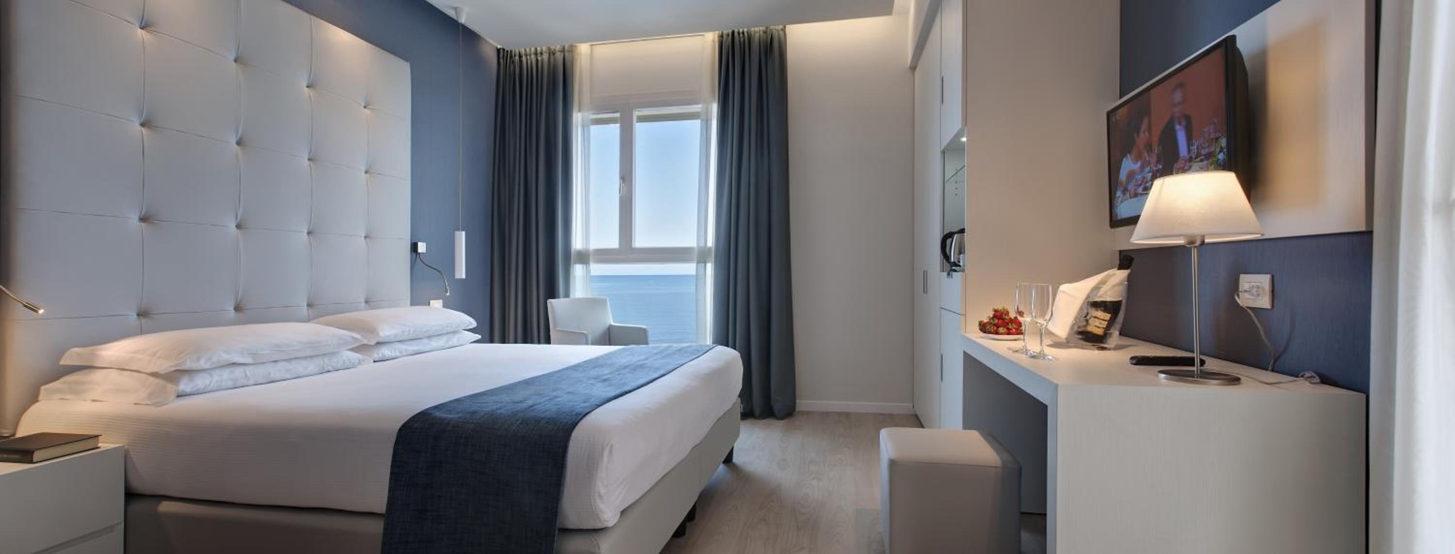 Superior Double Room with Sea View photo 1