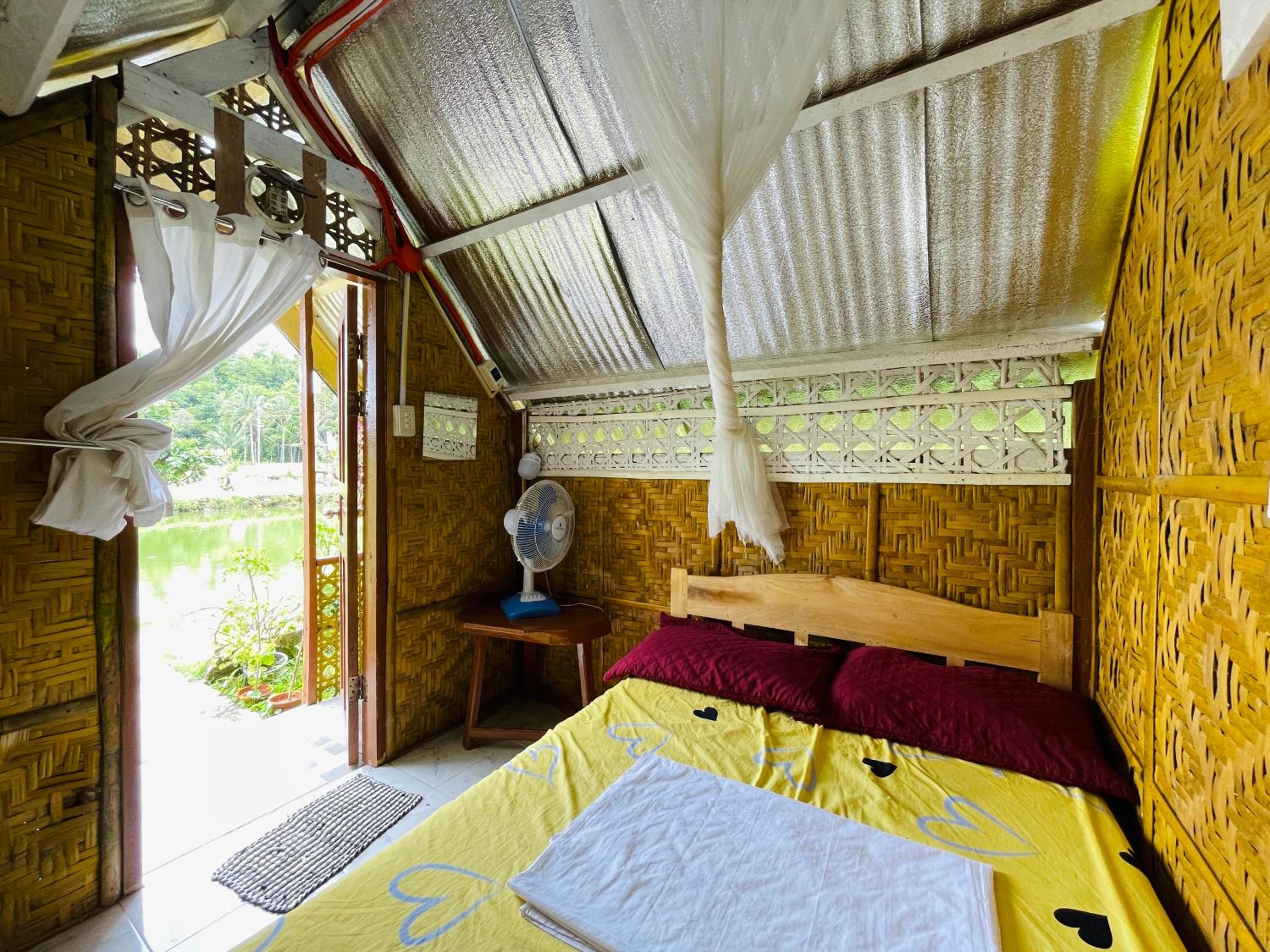 One-Bedroom Chalet - Photo 3