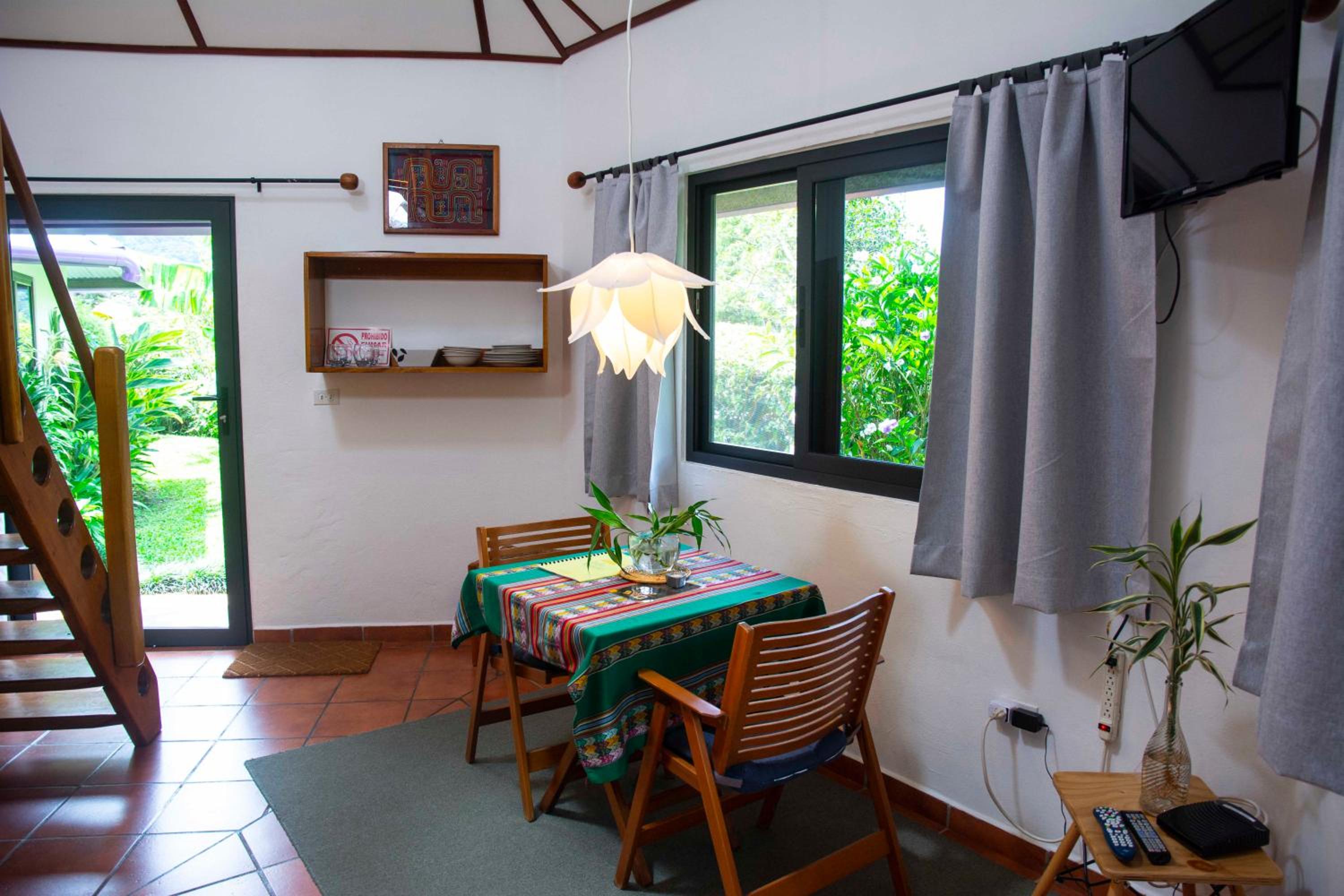 Basic Triple Room photo 3