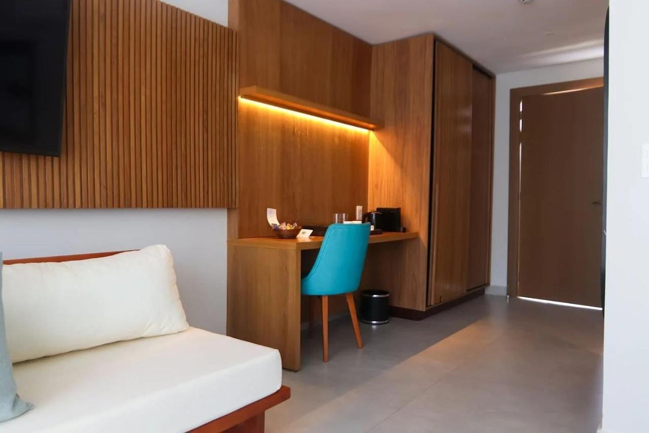 Standard Double Suite