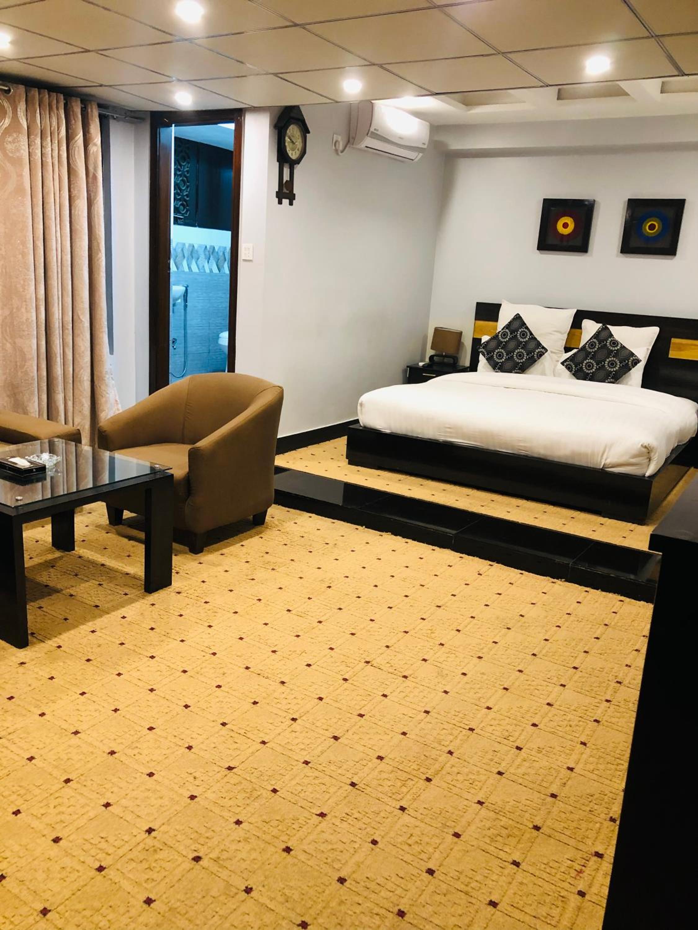 Deluxe Double Room photo 2