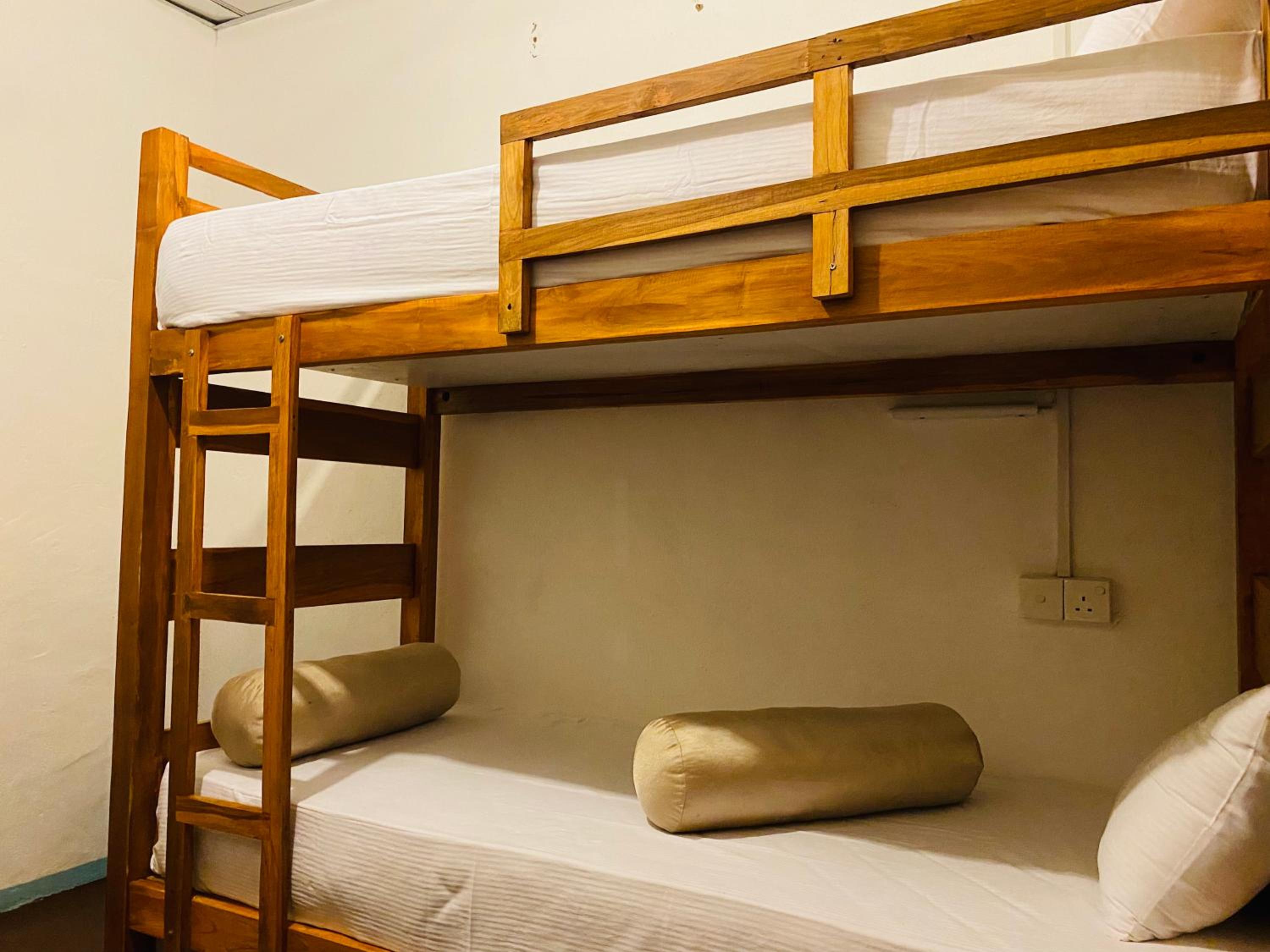 Mixed Dormitory Room photo 2