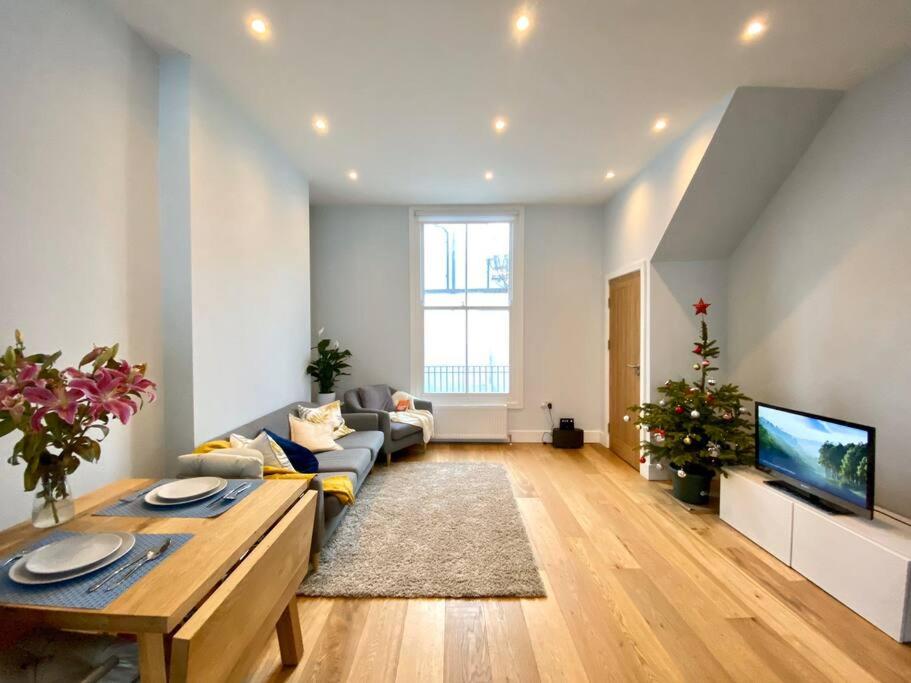 Two-Bedroom Apartment photo 1