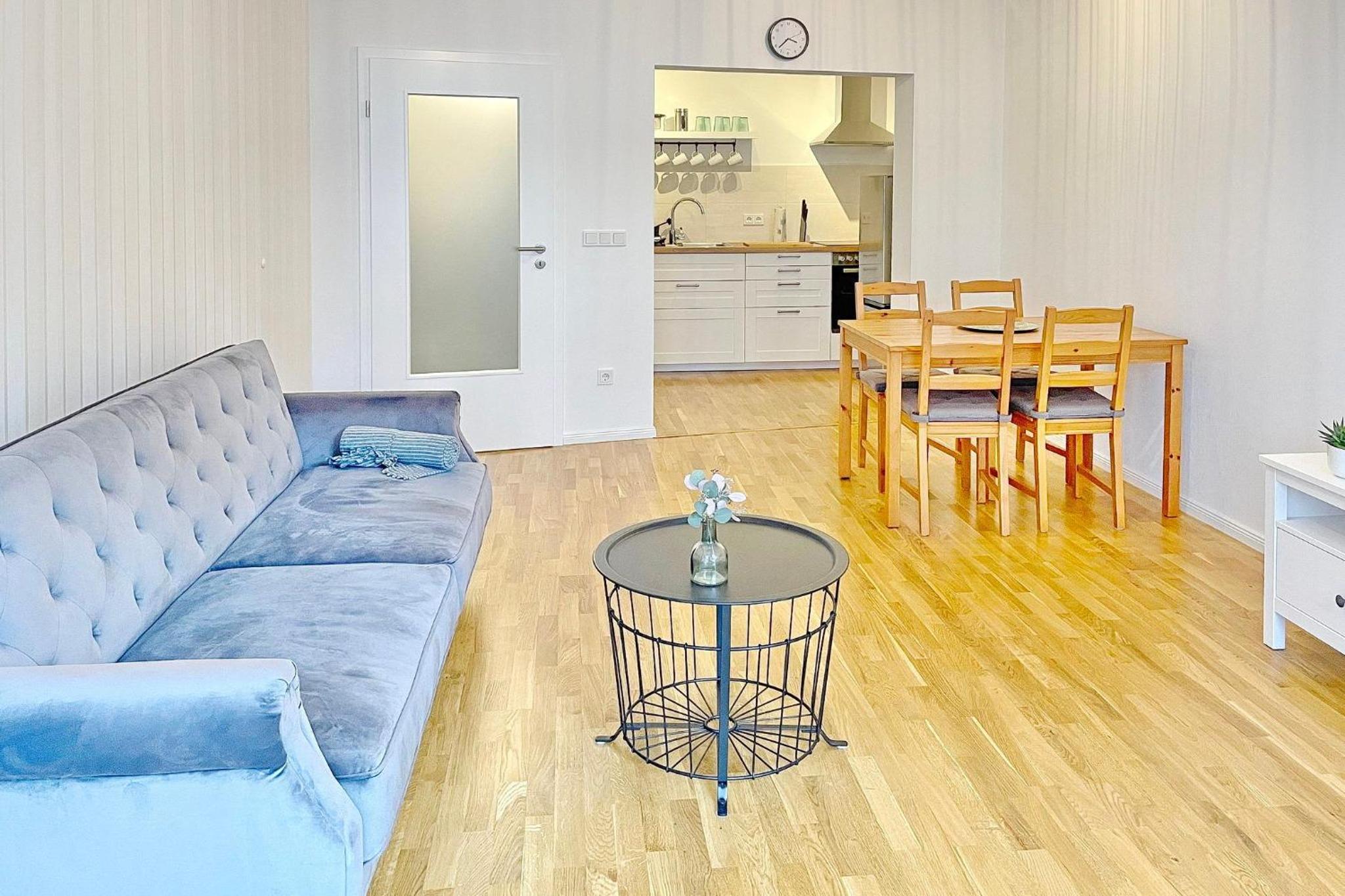 Apartment photo 1