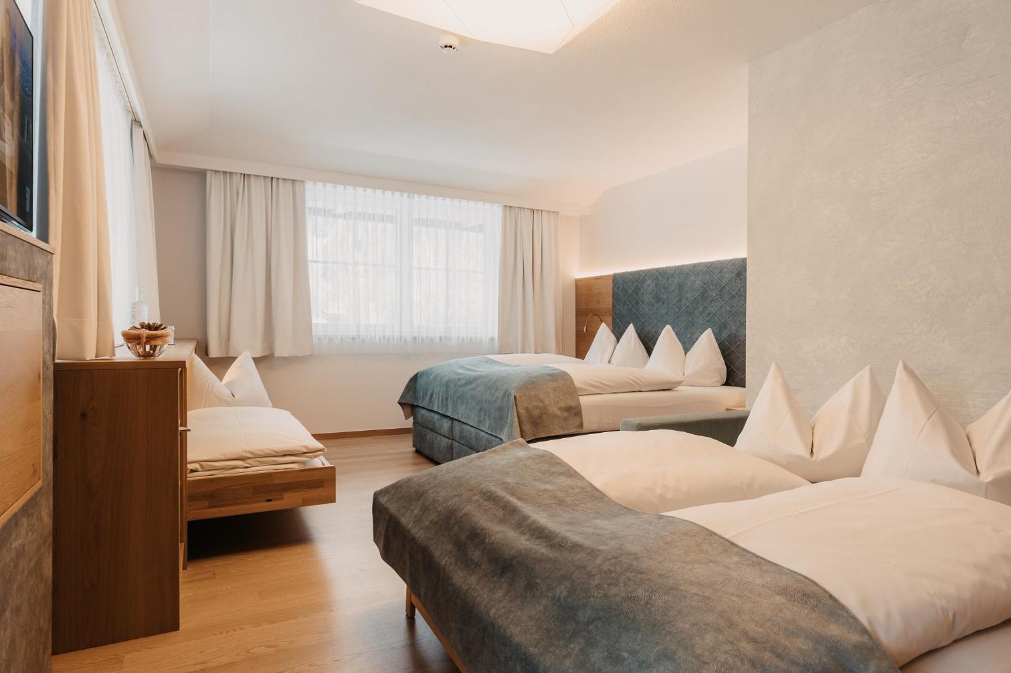 Quadruple Room - Photo 1