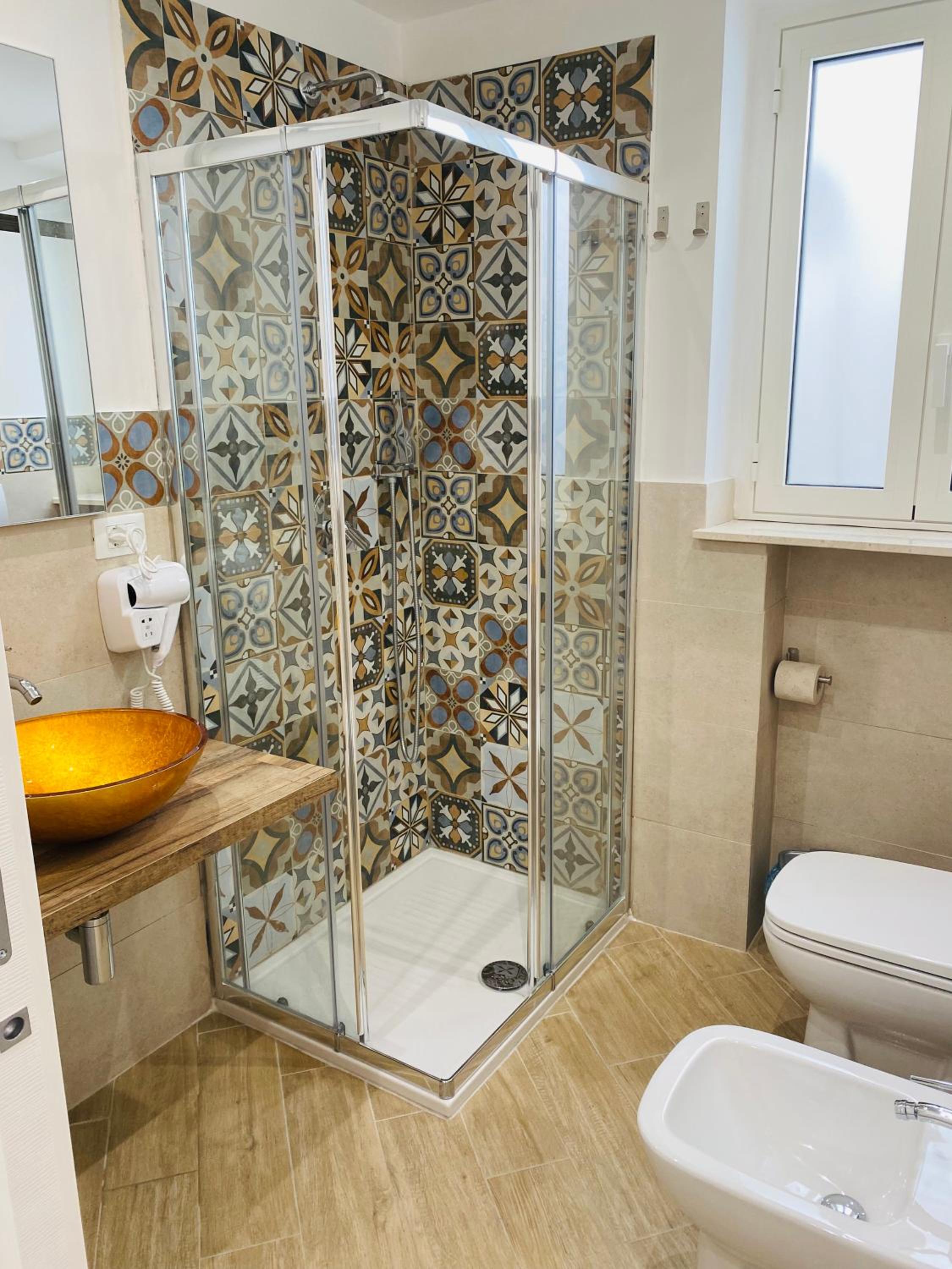 Double Room - Photo 6