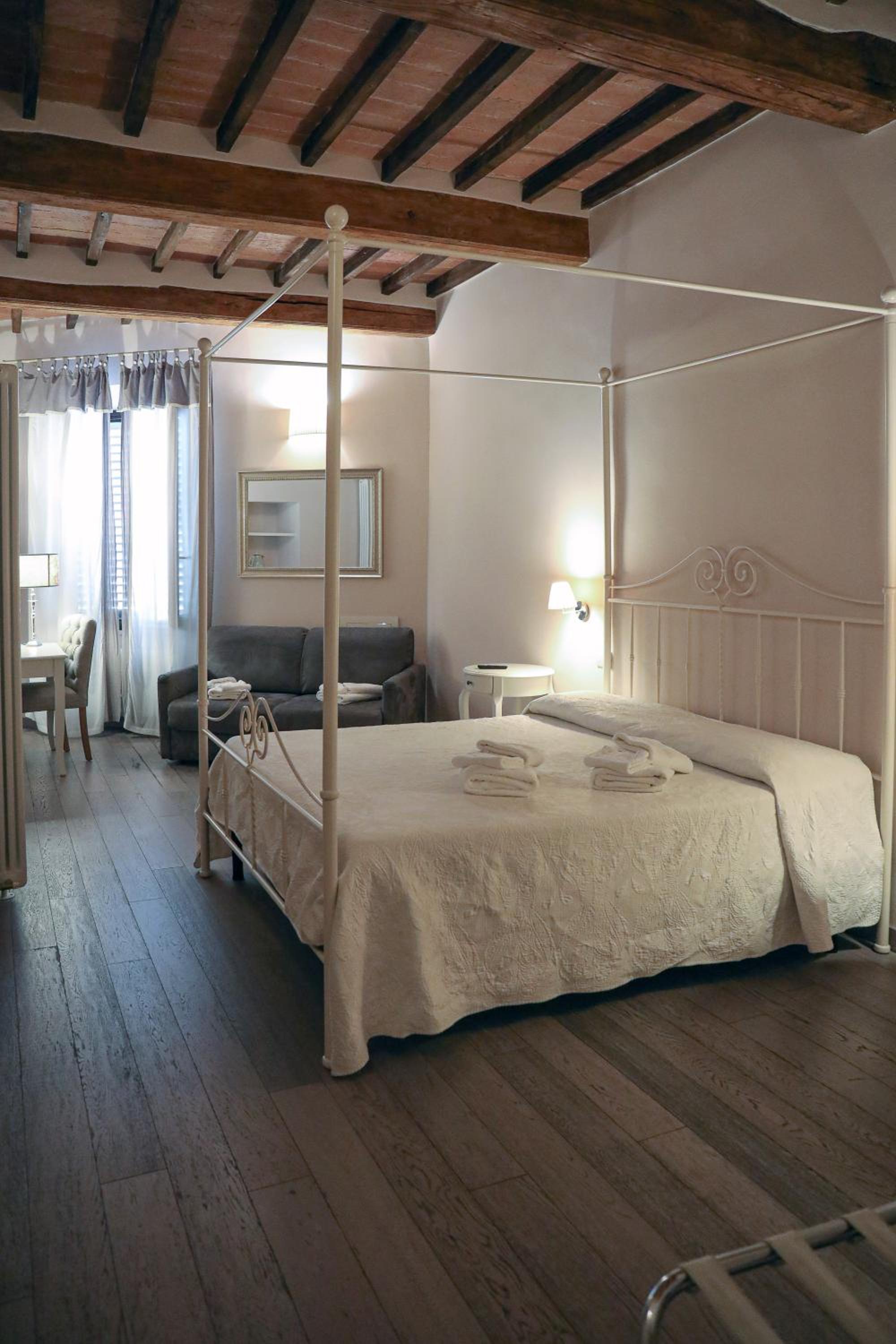 Superior Double Room - Photo 1