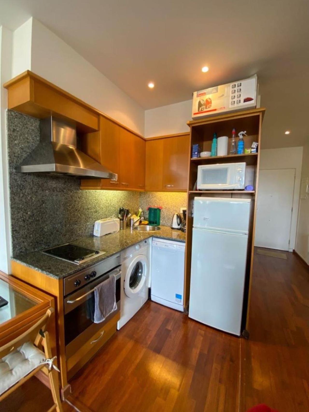Studio Apartment photo 2