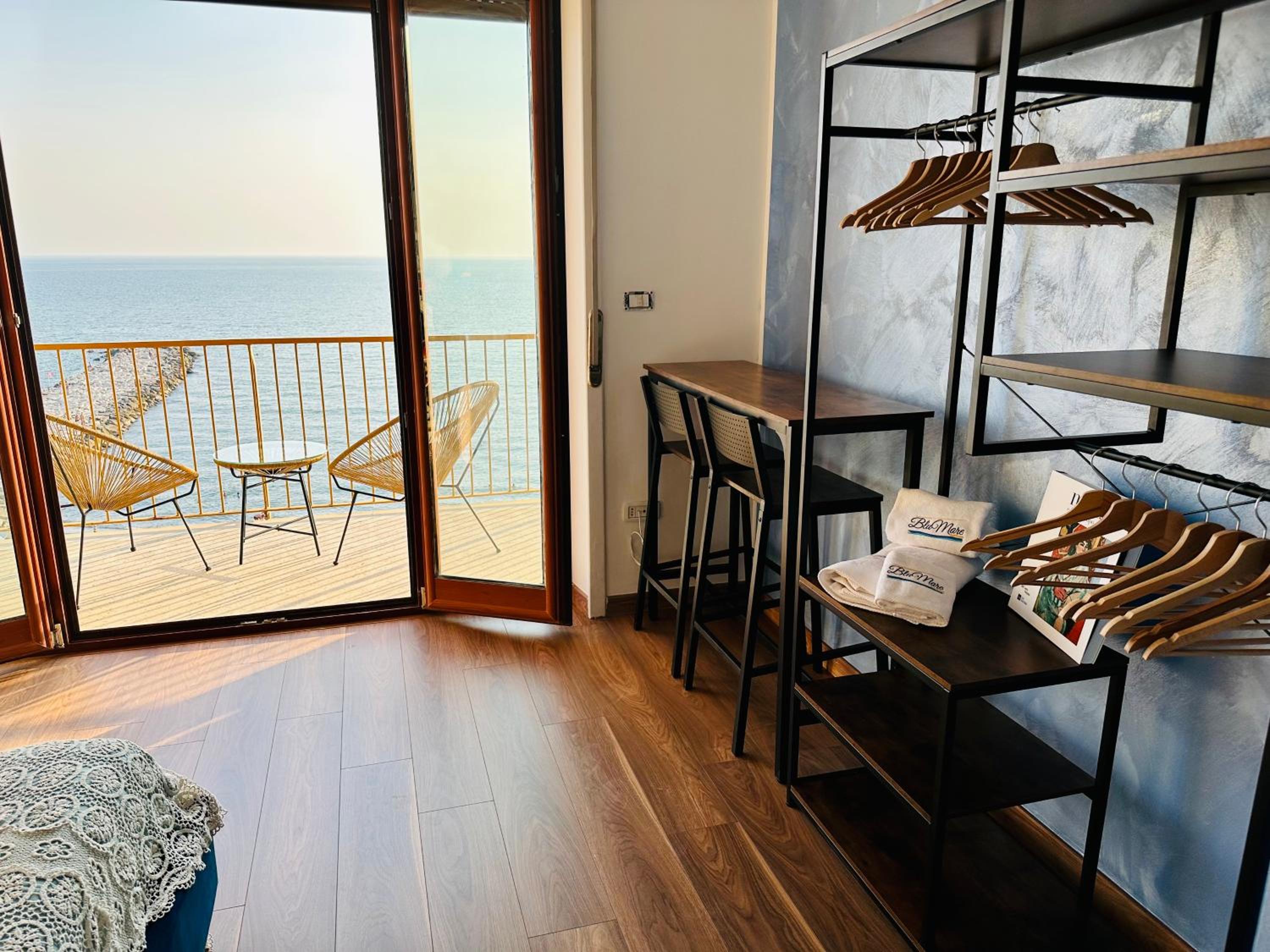 Studio with Sea View - Photo 12