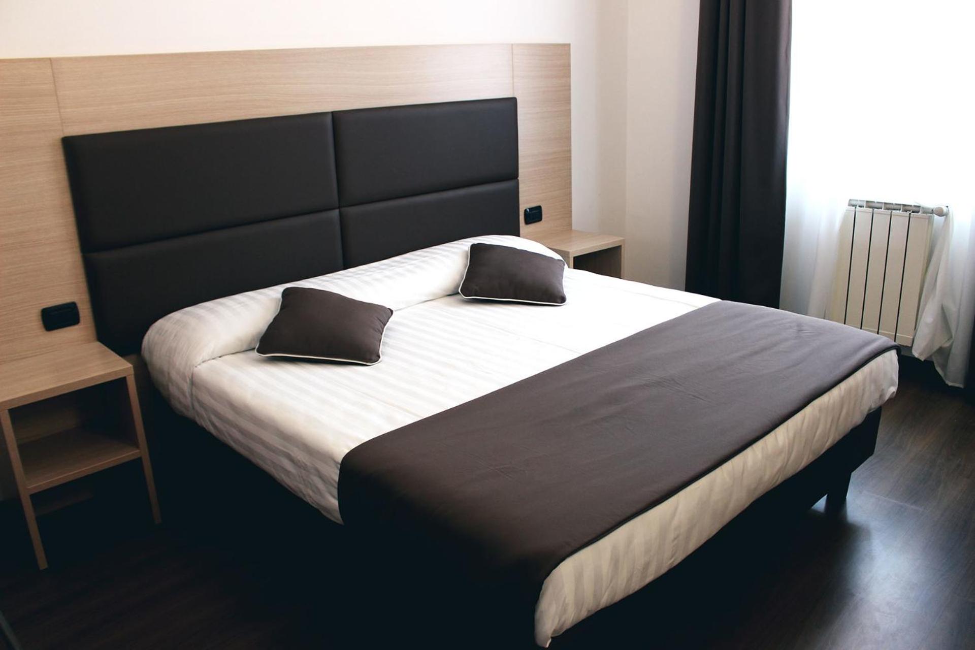 Double or Twin Room photo 1