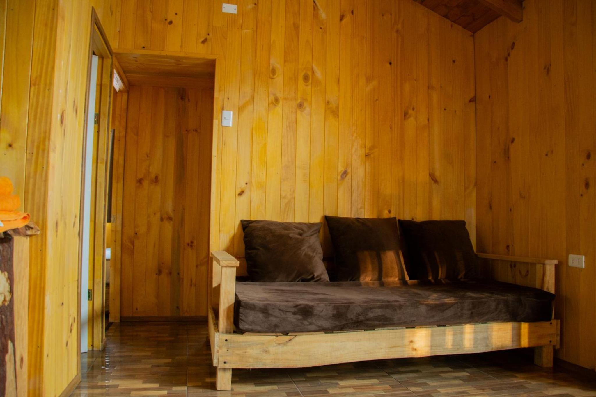 Three-Bedroom House photo 3