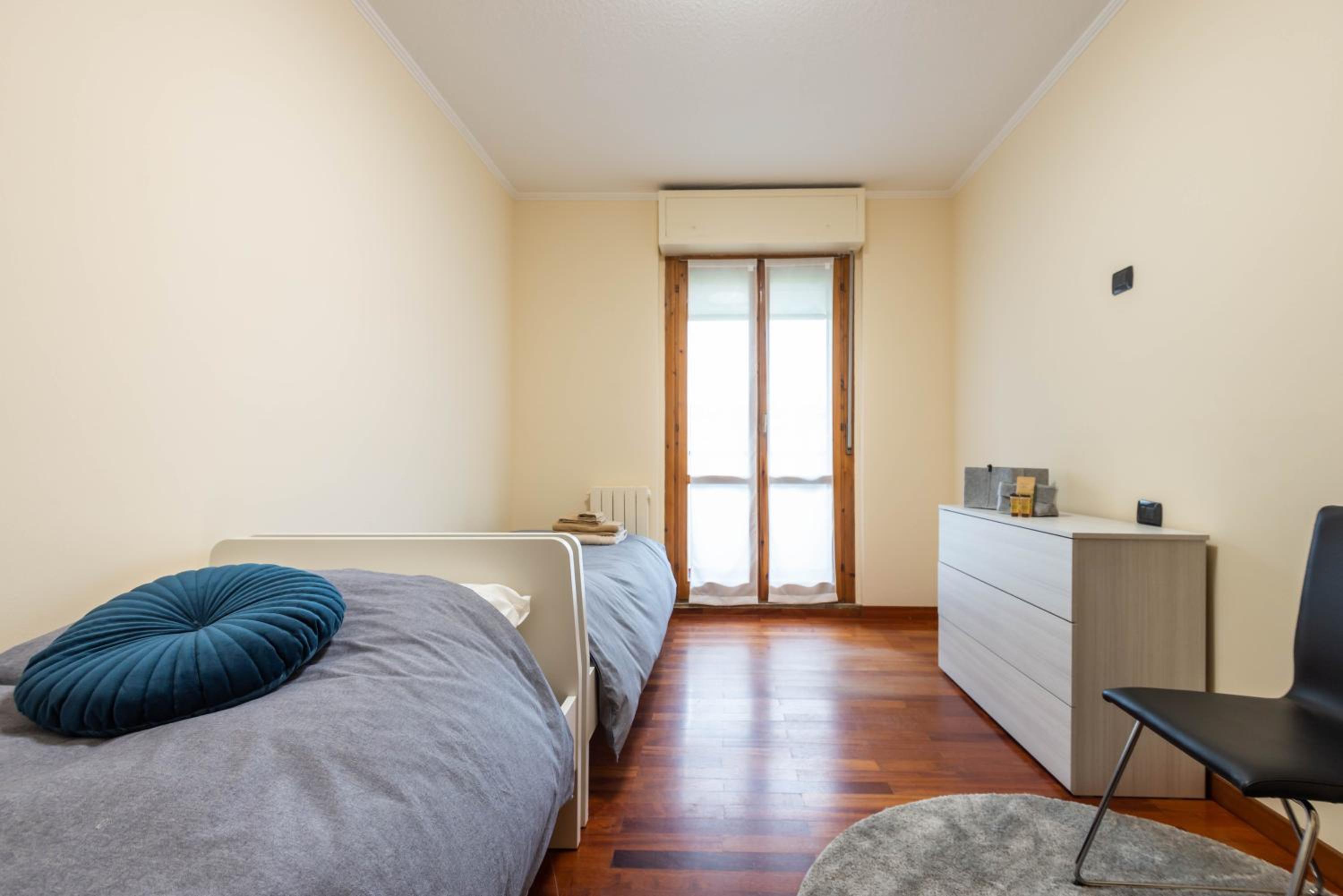 Two-Bedroom Apartment photo 2